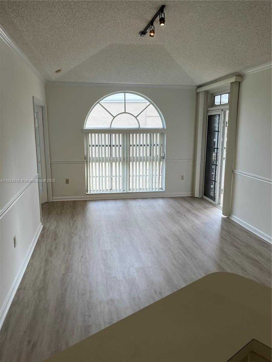 Small Image of 1280 SOUTH ALHAMBRA CIR #2416, Coral Gables Number 11