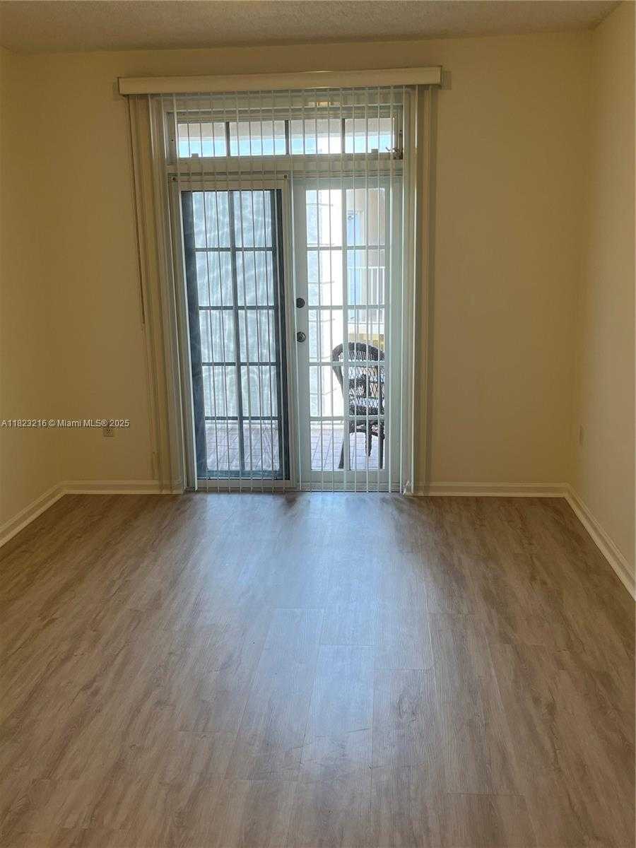 Small Image of 1280 SOUTH ALHAMBRA CIR #2416, Coral Gables Number 13