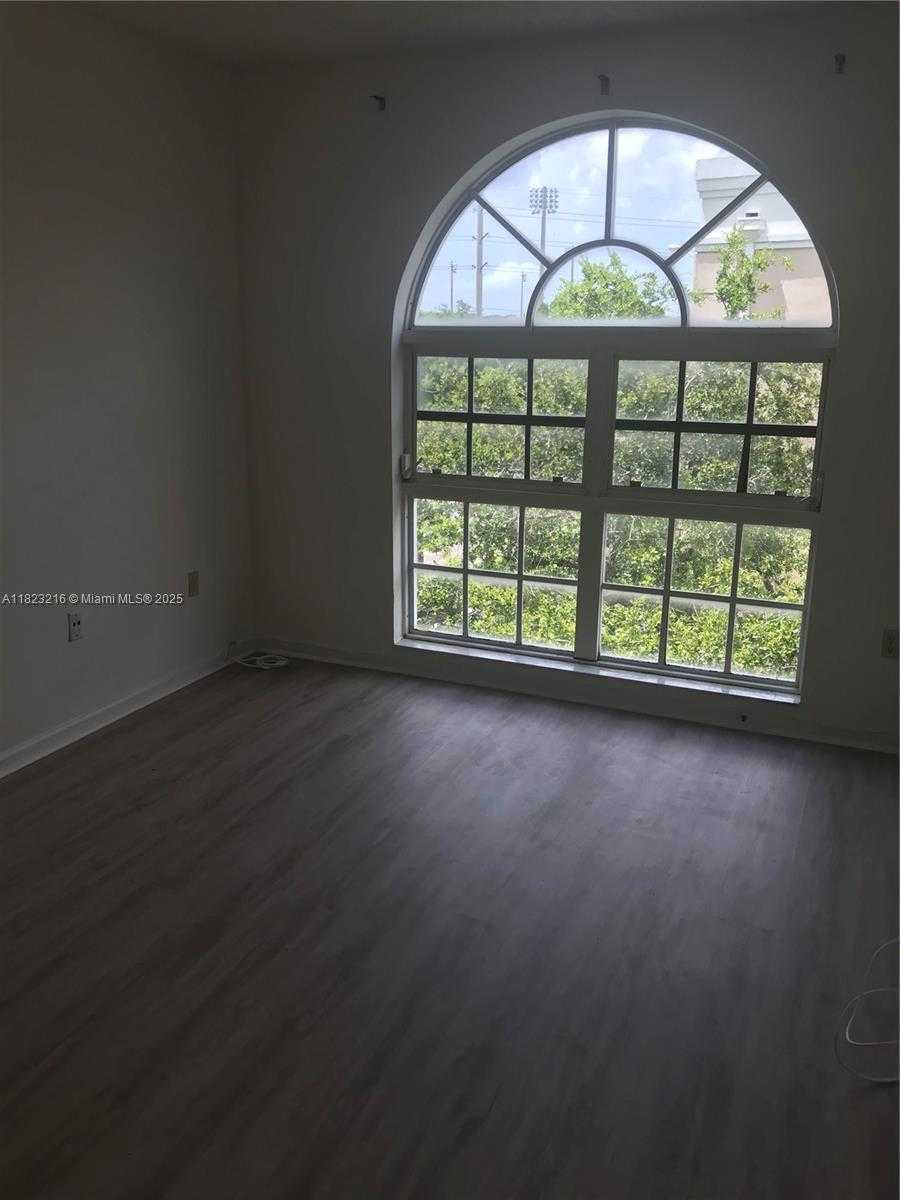 Small Image of 1280 SOUTH ALHAMBRA CIR #2416, Coral Gables Number 20