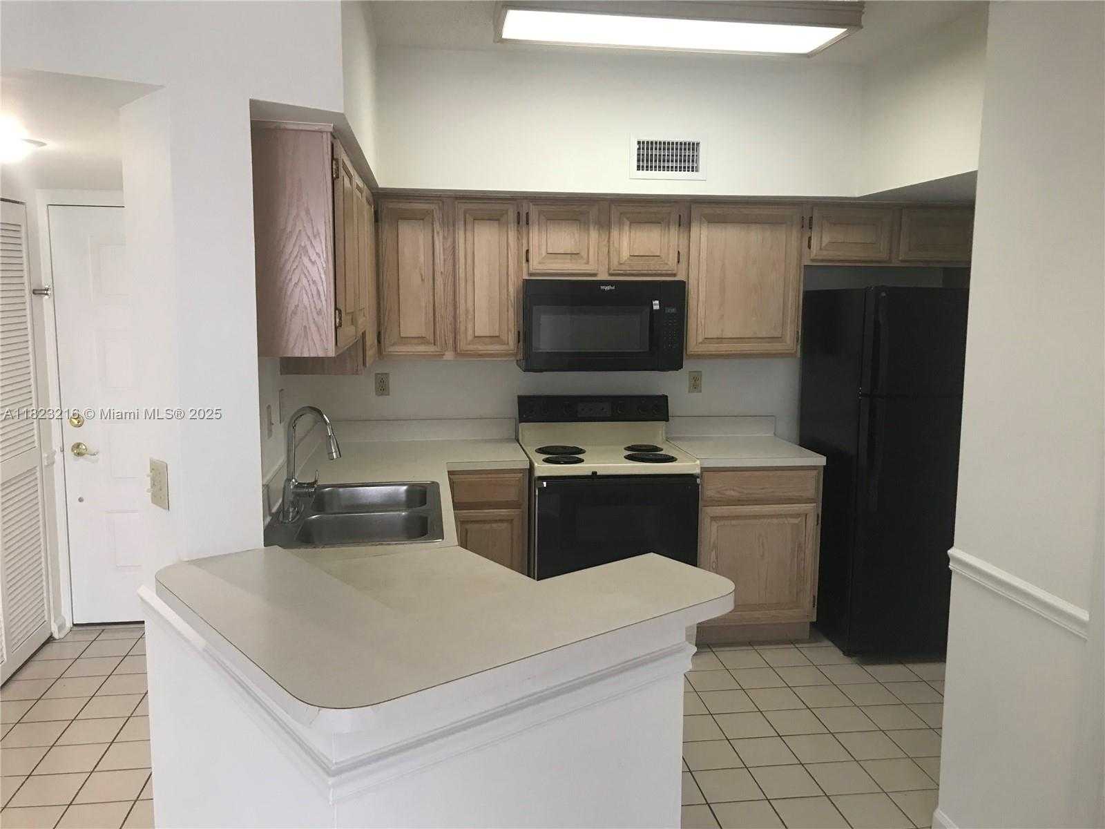 Small Image of 1280 SOUTH ALHAMBRA CIR #2416, Coral Gables Number 27