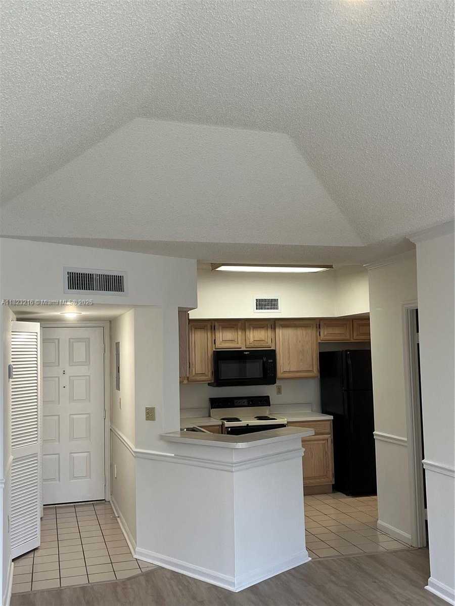Small Image of 1280 SOUTH ALHAMBRA CIR #2416, Coral Gables Number 29