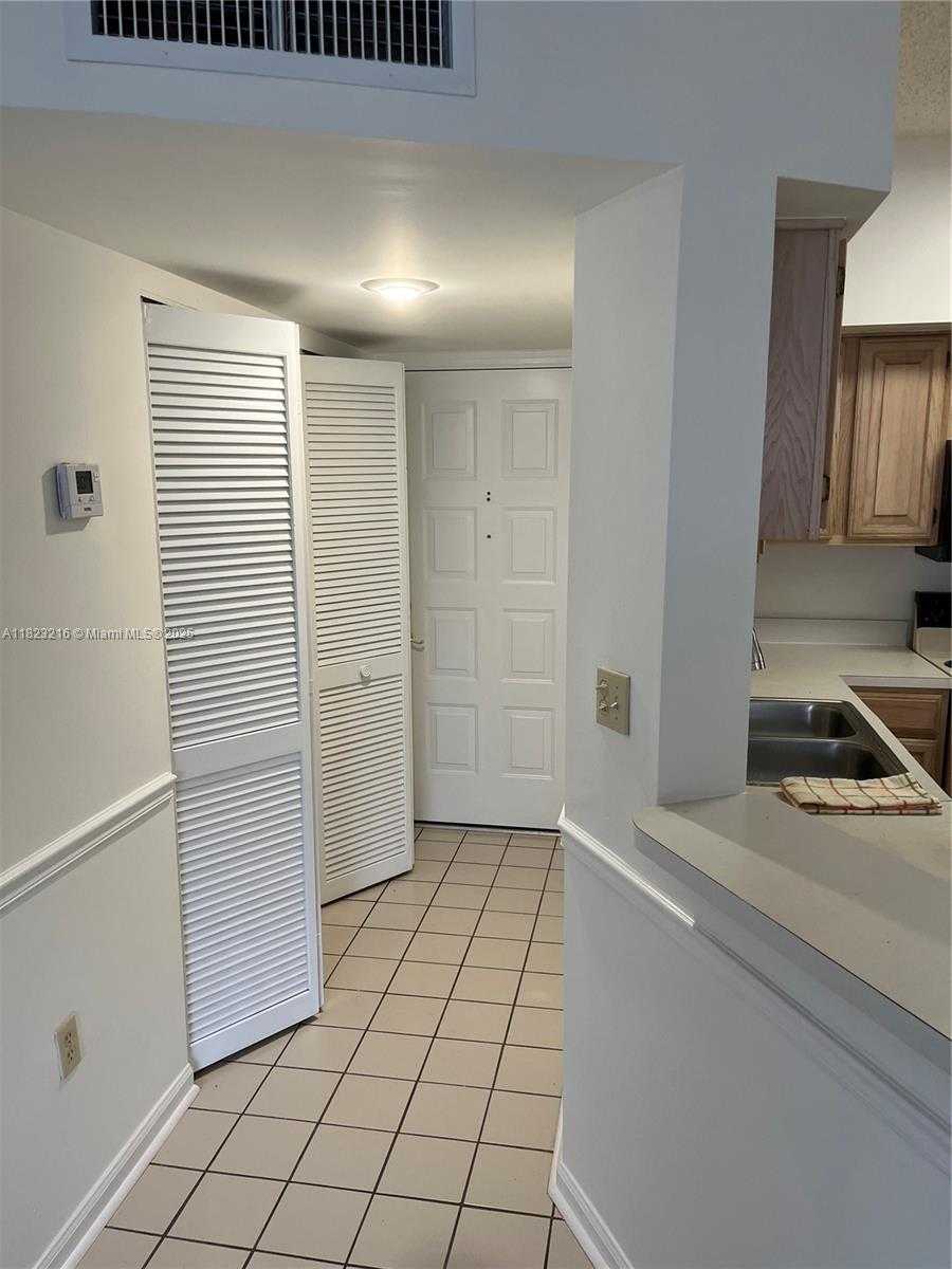 Small Image of 1280 SOUTH ALHAMBRA CIR #2416, Coral Gables Number 30