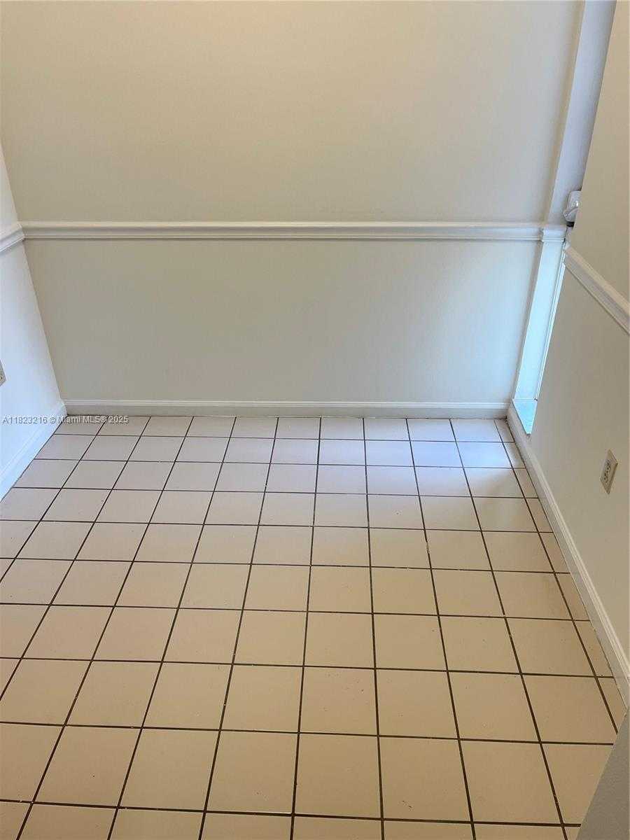 Small Image of 1280 SOUTH ALHAMBRA CIR #2416, Coral Gables Number 31