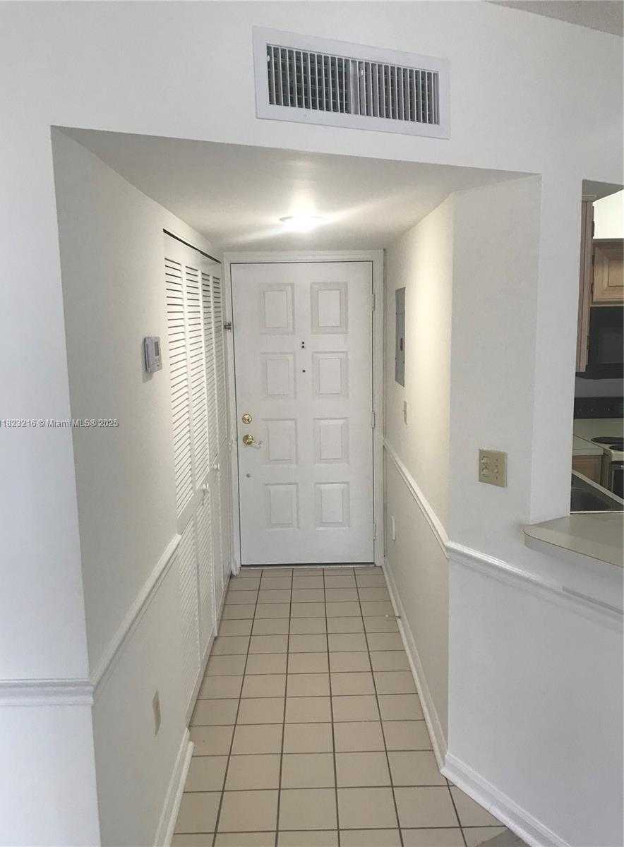 Small Image of 1280 SOUTH ALHAMBRA CIR #2416, Coral Gables Number 32