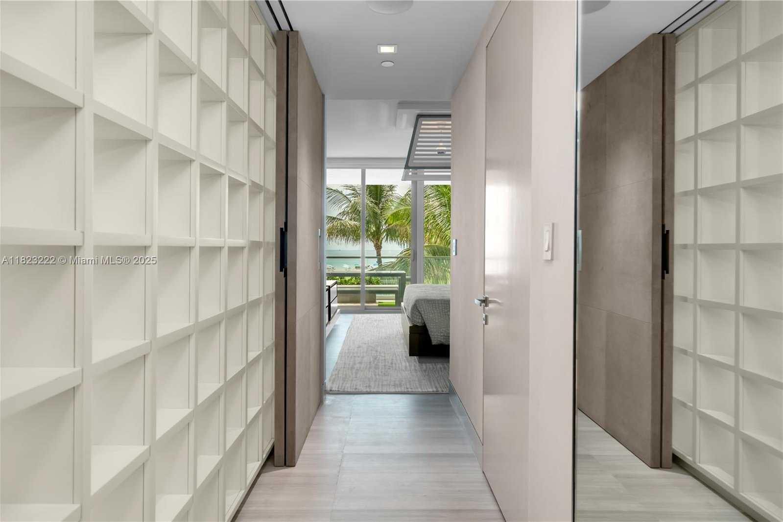 Small Image of 321 OCEAN DR #200, Miami Beach Number 15