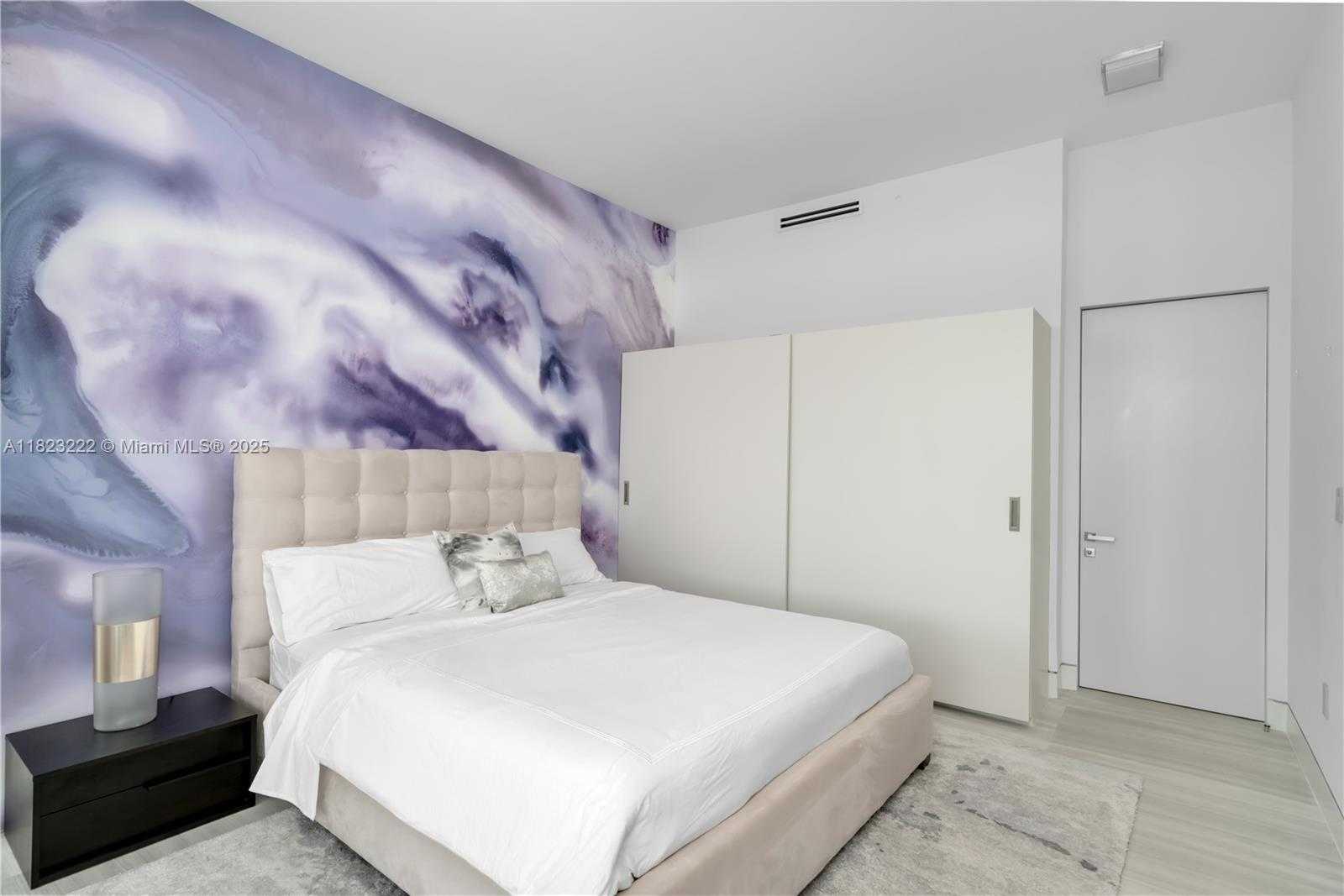 Small Image of 321 OCEAN DR #200, Miami Beach Number 32