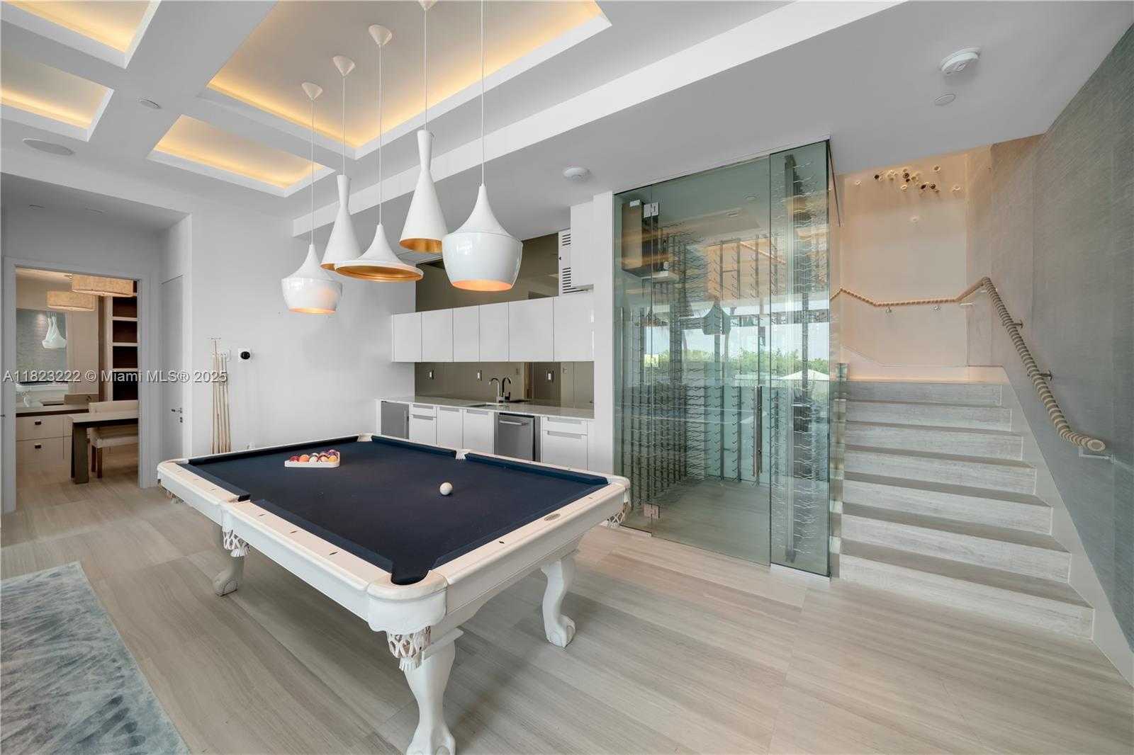 Small Image of 321 OCEAN DR #200, Miami Beach Number 36