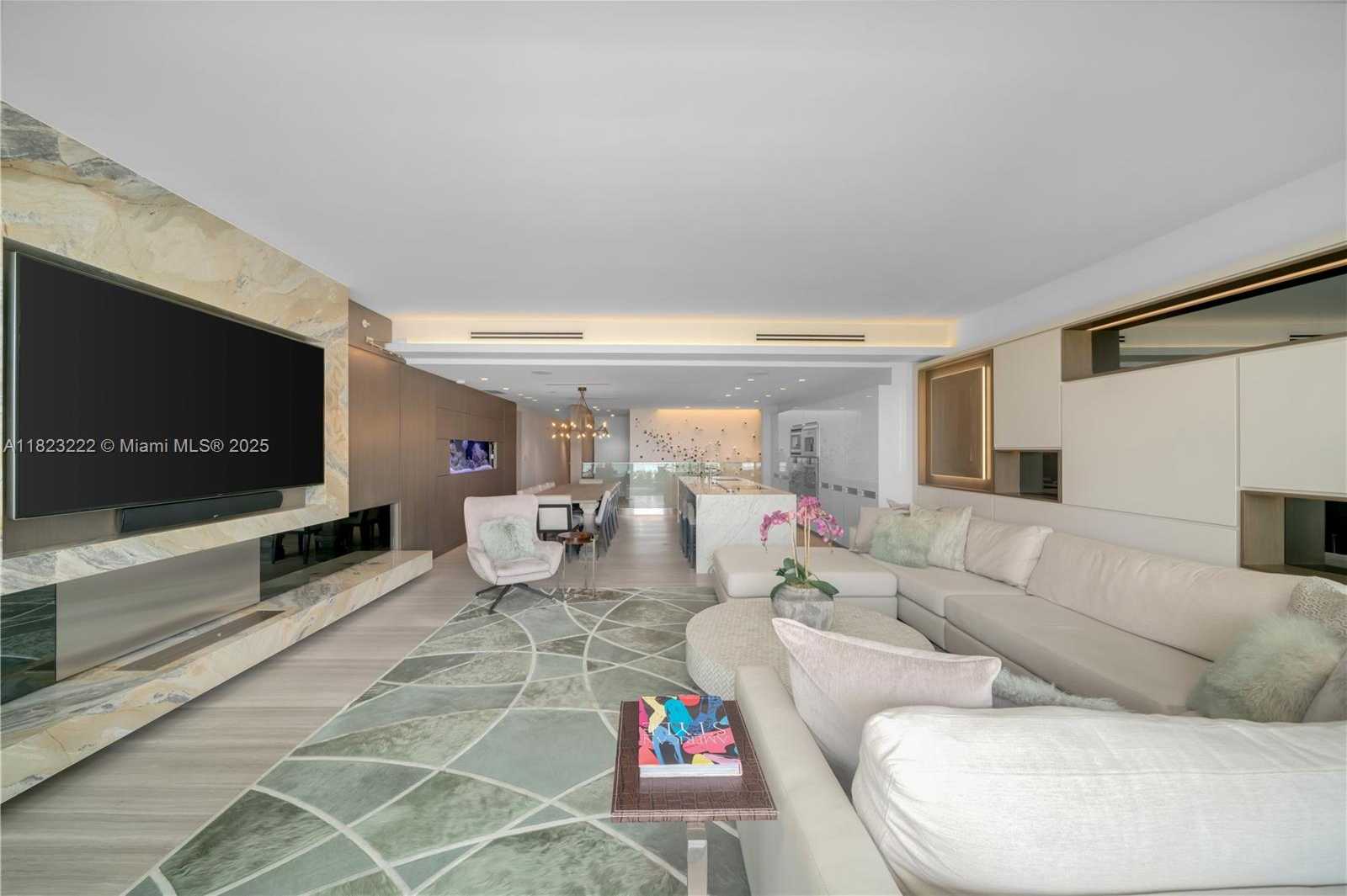 Small Image of 321 OCEAN DR #200, Miami Beach Number 4