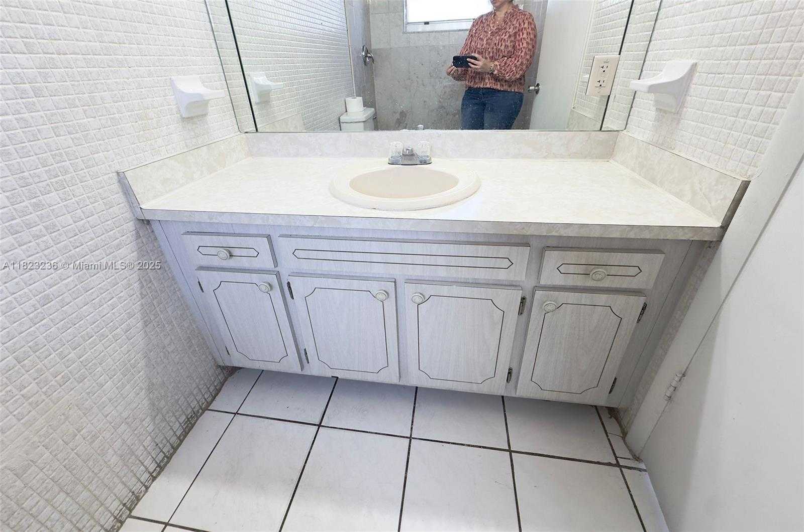Small Image of 1855 WEST 60TH ST #249, Hialeah Number 11