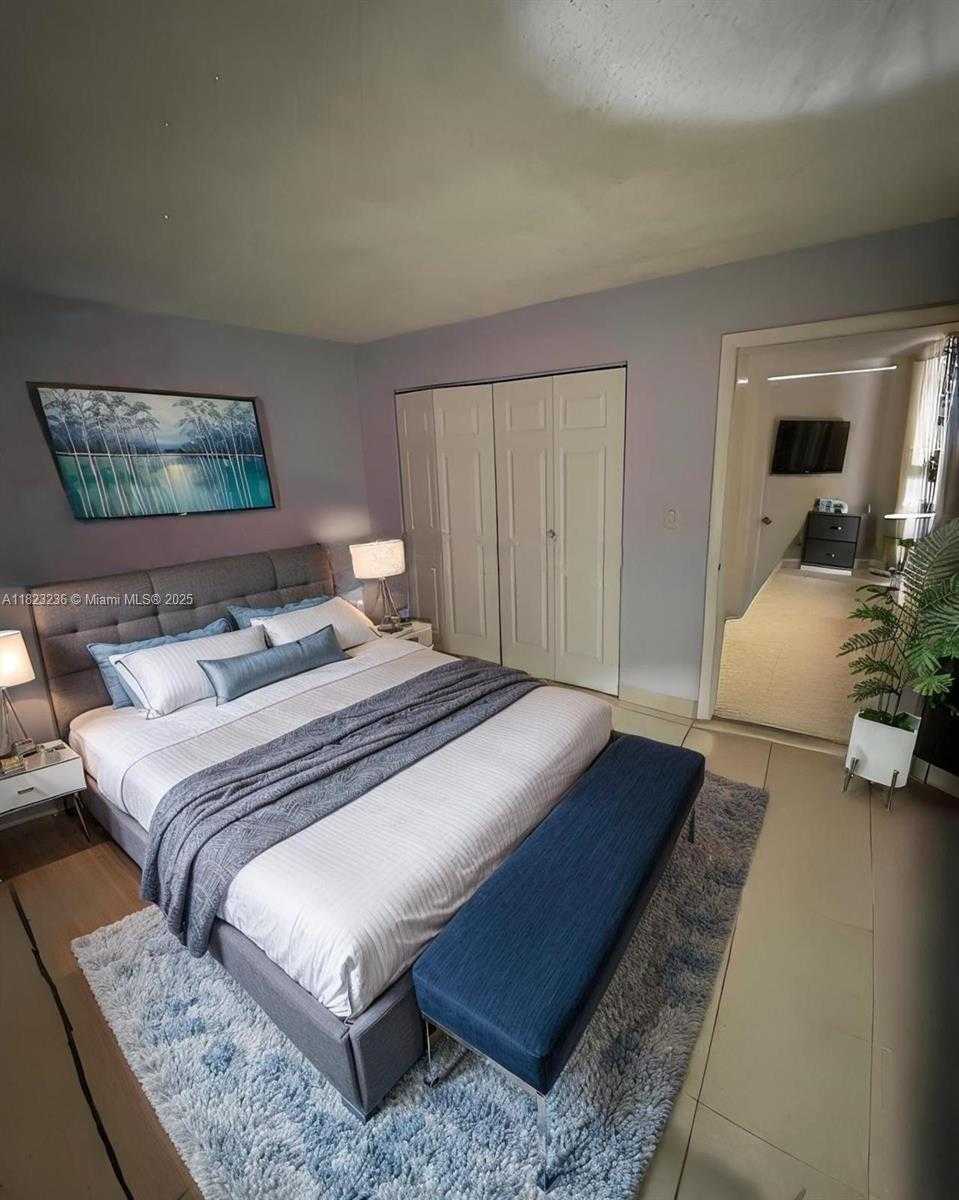 Small Image of 1855 WEST 60TH ST #249, Hialeah Number 3