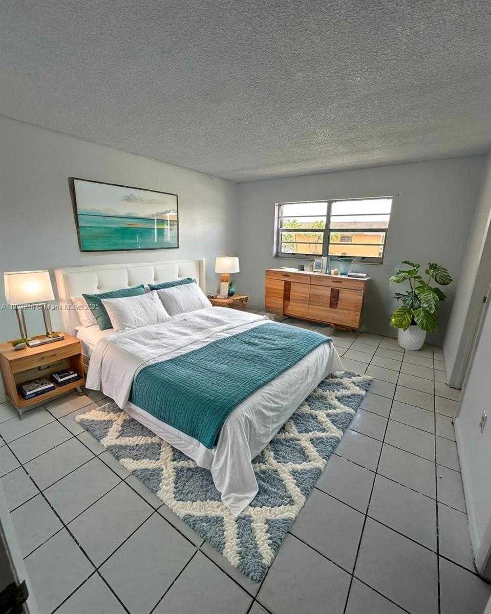 Small Image of 1855 WEST 60TH ST #249, Hialeah Number 5