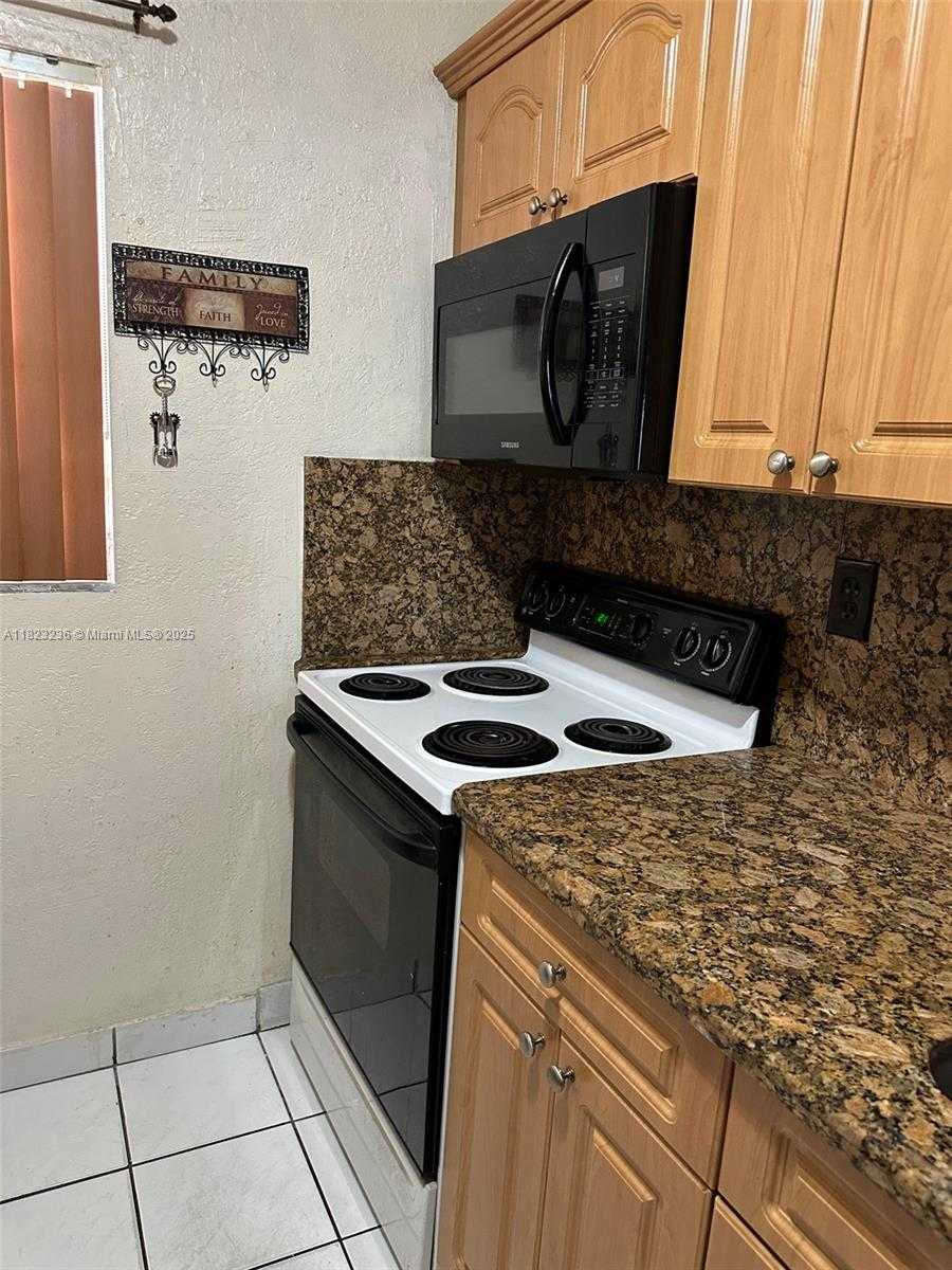 Small Image of 1855 WEST 60TH ST #249, Hialeah Number 7