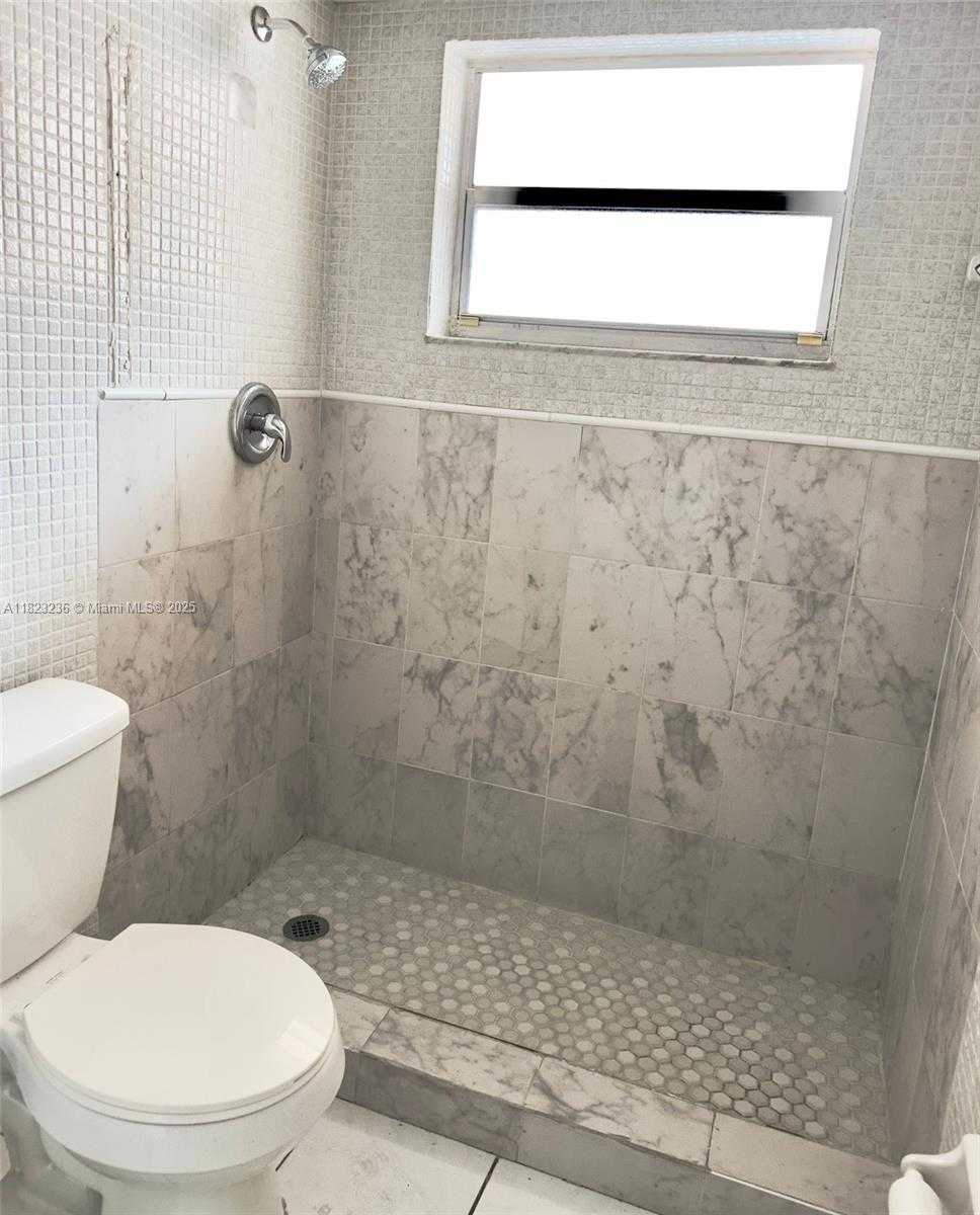 Small Image of 1855 WEST 60TH ST #249, Hialeah Number 9