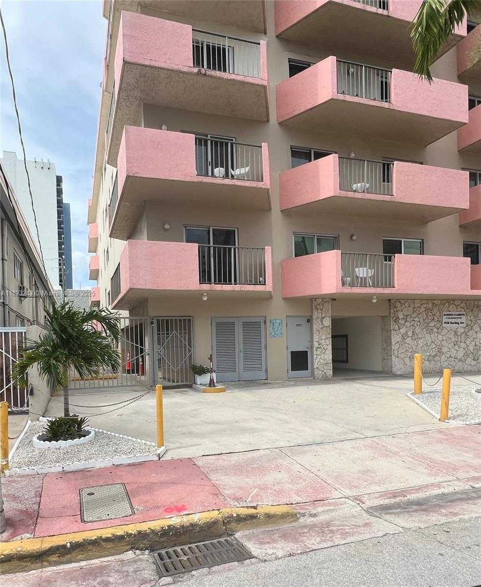 Small Image of 6920 HARDING AVE #502, Miami Beach Number 18