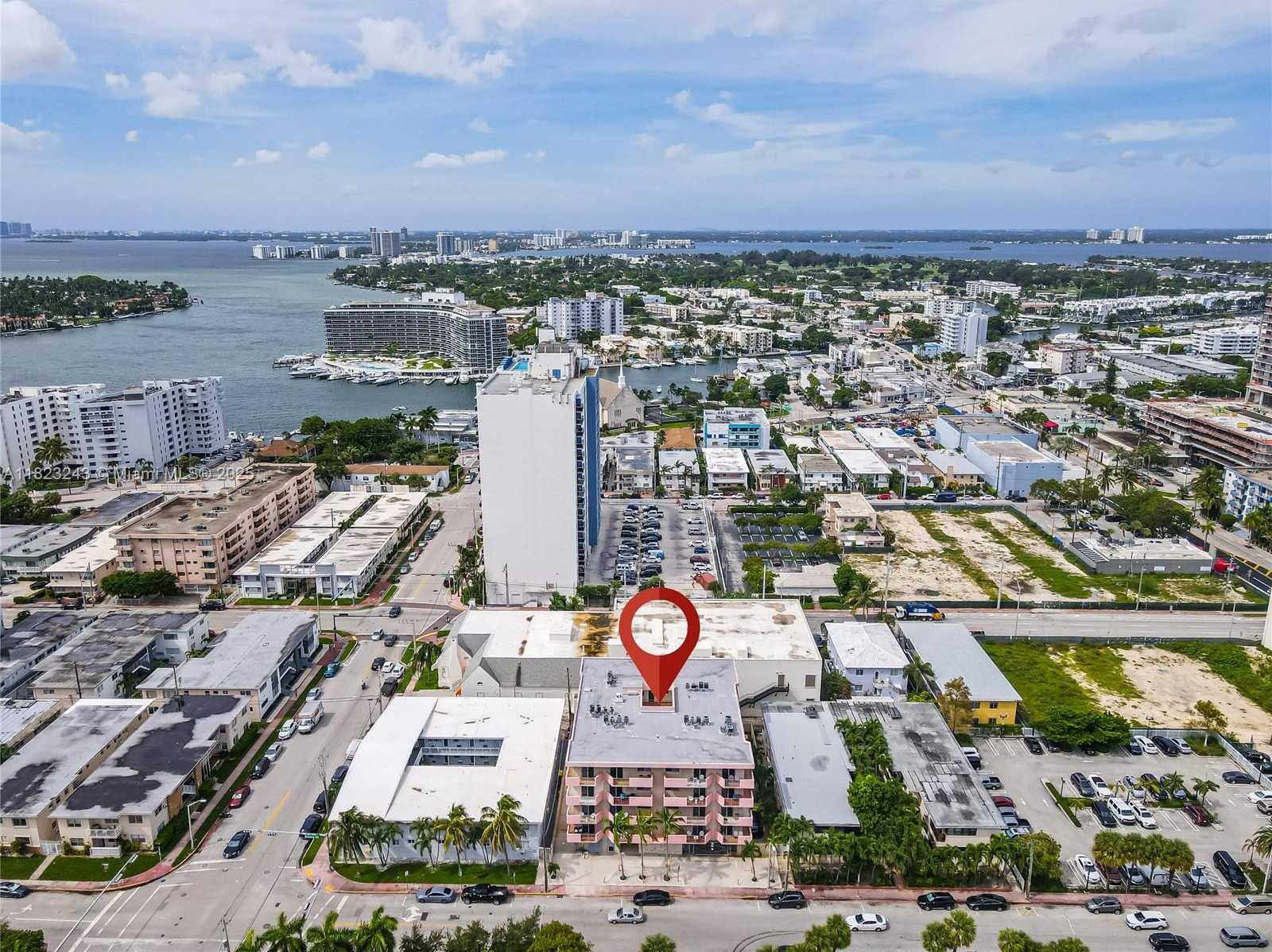 Small Image of 6920 HARDING AVE #502, Miami Beach Number 19