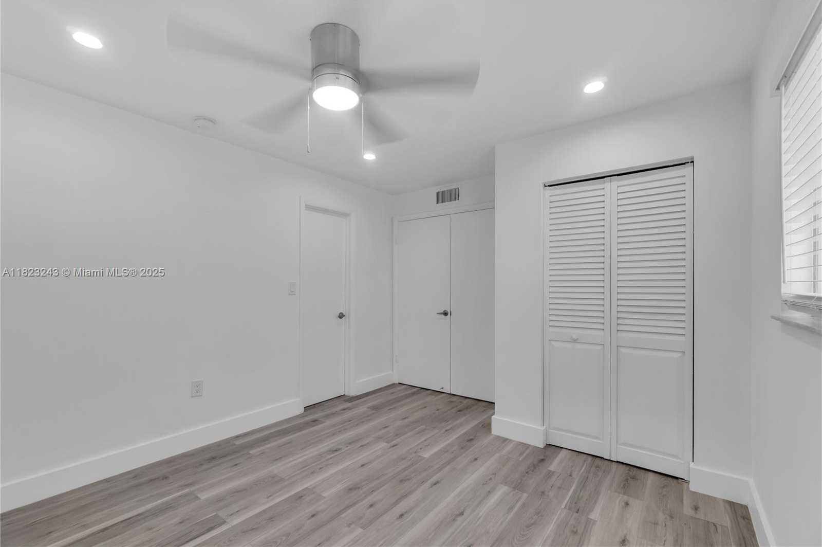 Small Image of 6920 HARDING AVE #502, Miami Beach Number 31