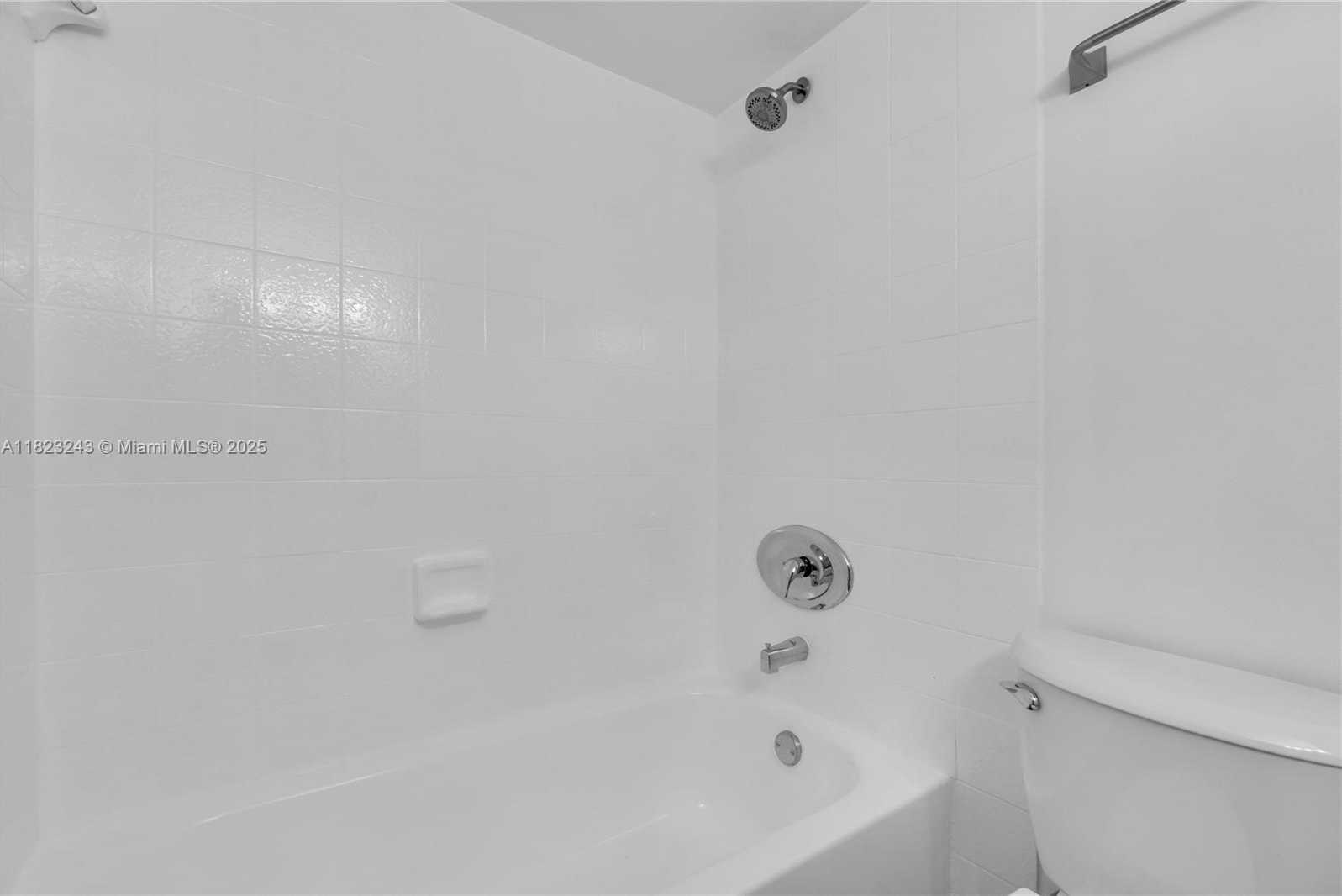 Small Image of 6920 HARDING AVE #502, Miami Beach Number 33