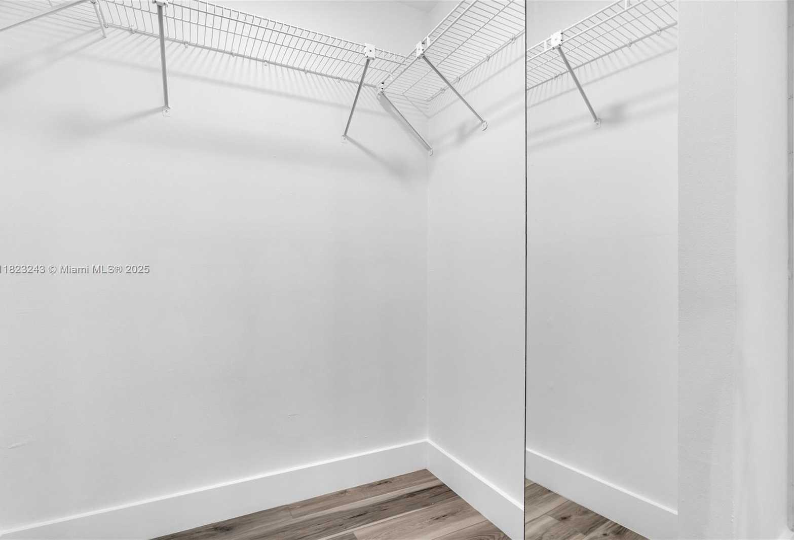 Small Image of 6920 HARDING AVE #502, Miami Beach Number 36
