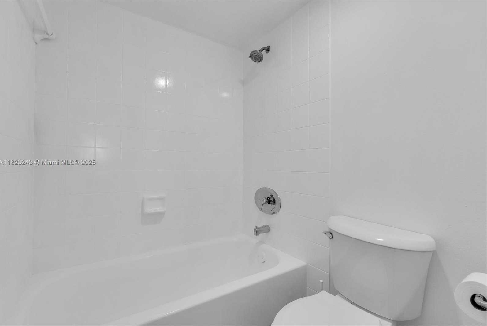 Small Image of 6920 HARDING AVE #502, Miami Beach Number 38