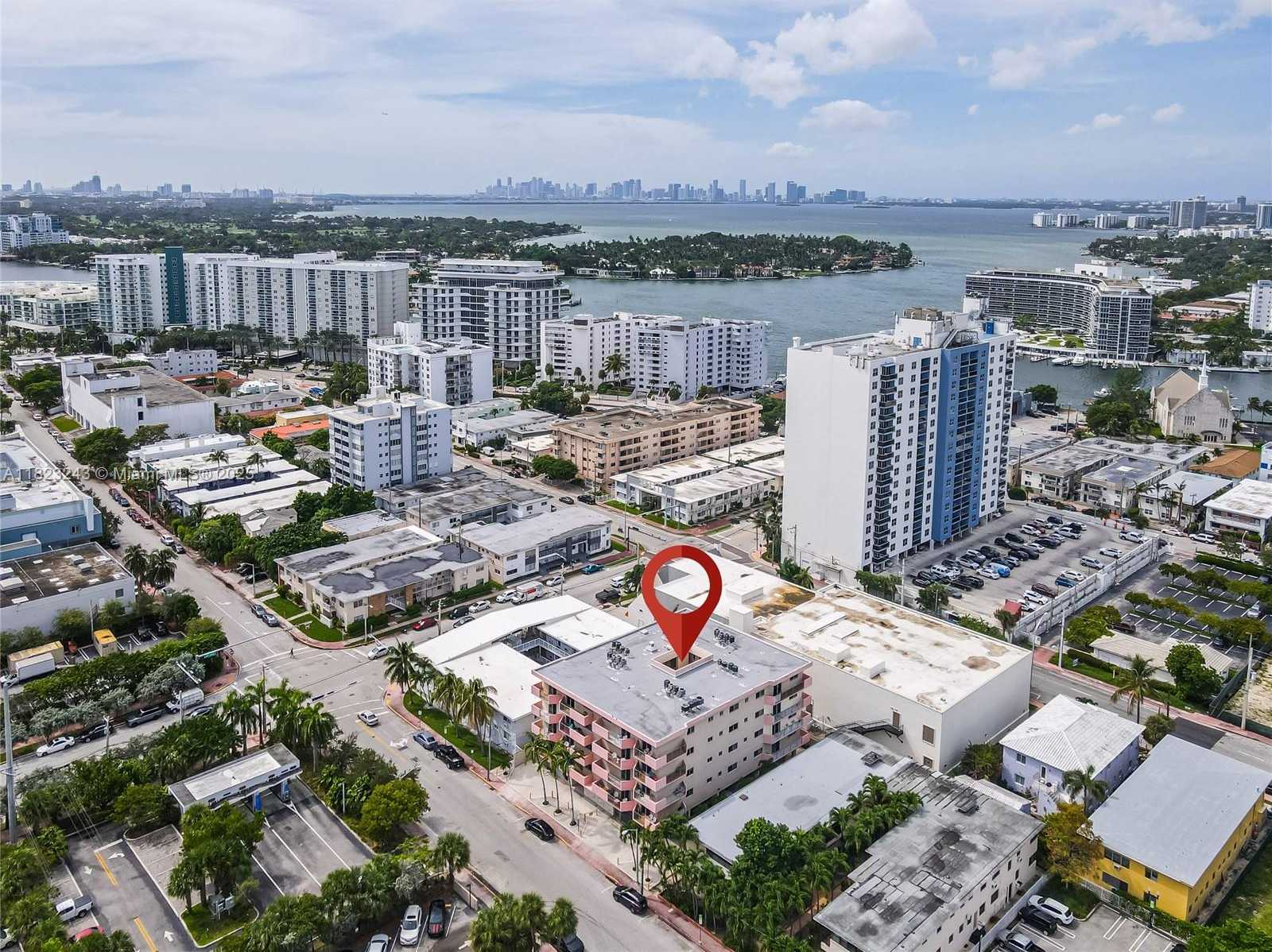 Small Image of 6920 HARDING AVE #502, Miami Beach Number 6