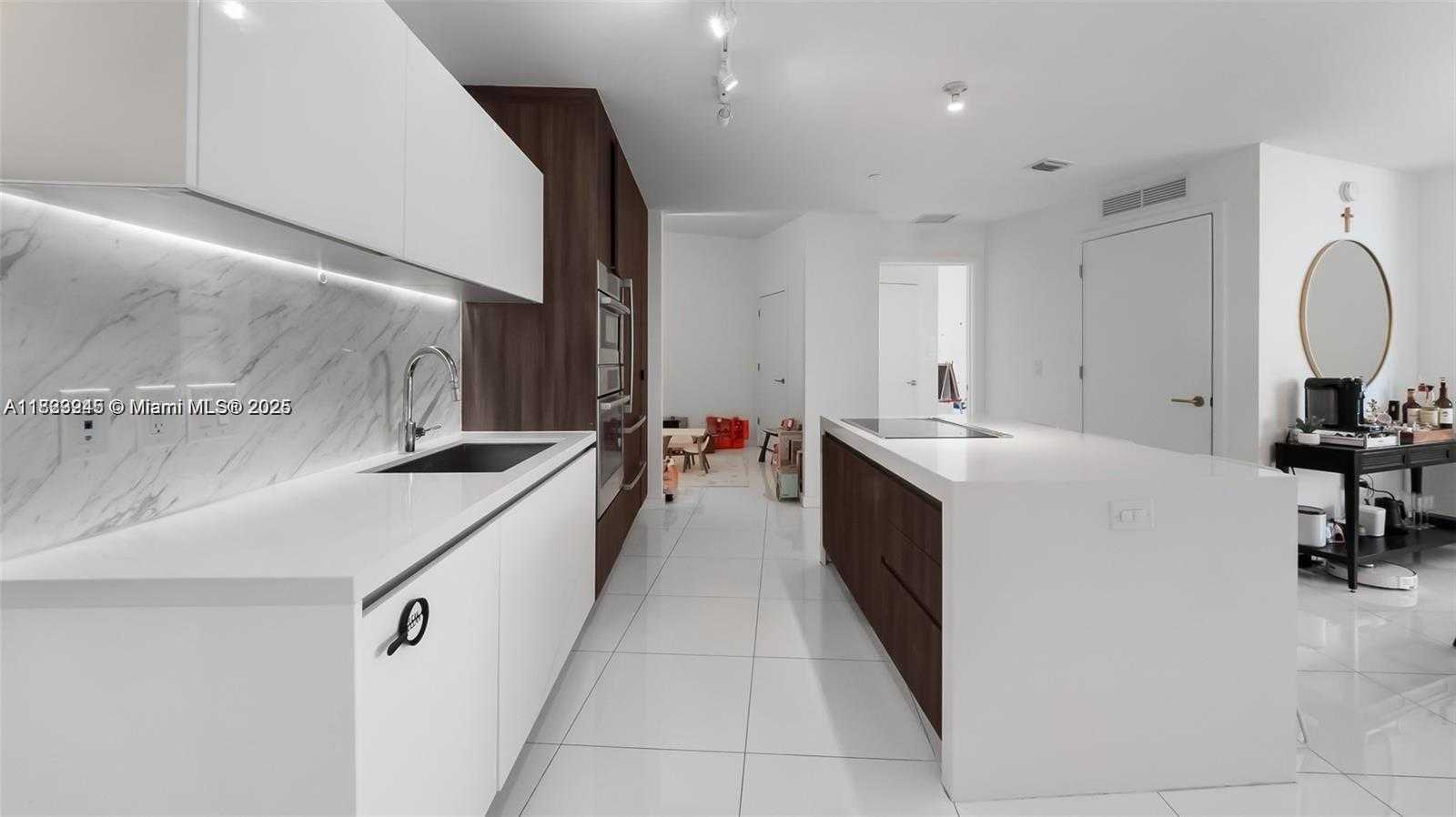 Small Image of 851 NORTH EAST 1ST AVE #3303, Miami Number 17