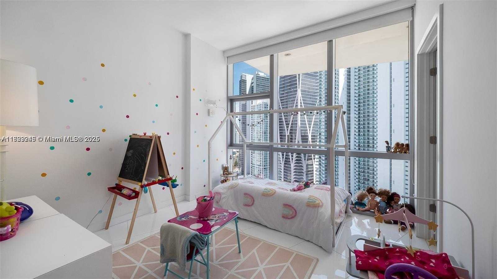Small Image of 851 NORTH EAST 1ST AVE #3303, Miami Number 27