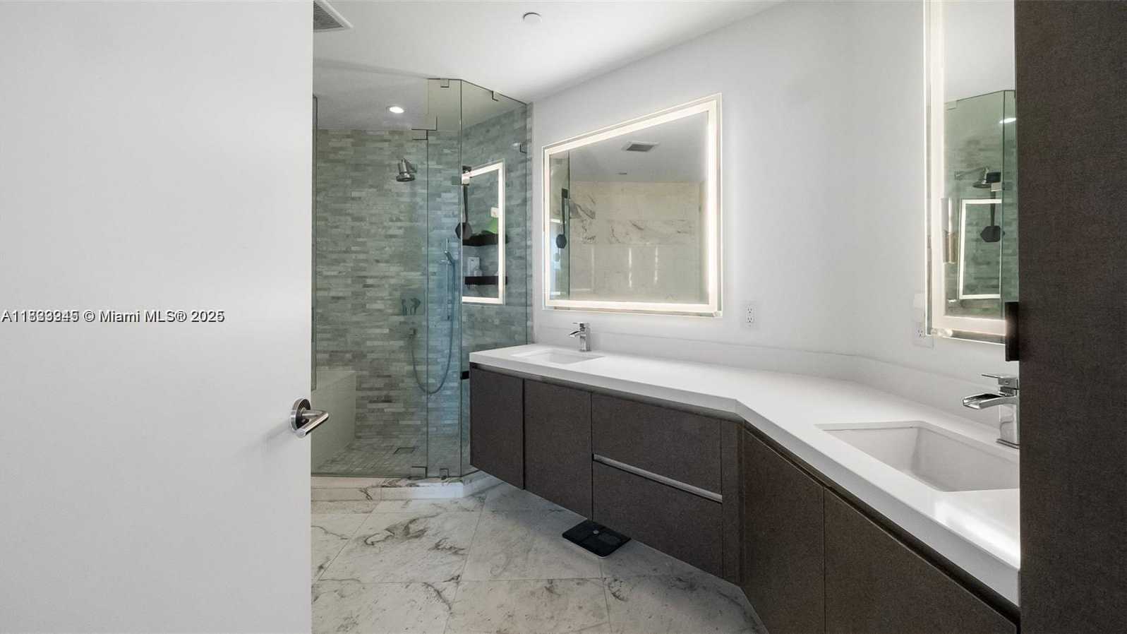 Small Image of 851 NORTH EAST 1ST AVE #3303, Miami Number 32
