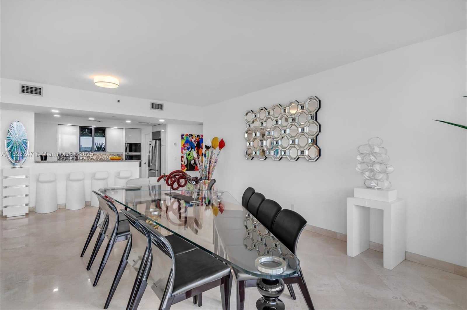 Small Image of 1643 BRICKELL AVE #1406, Miami Number 13