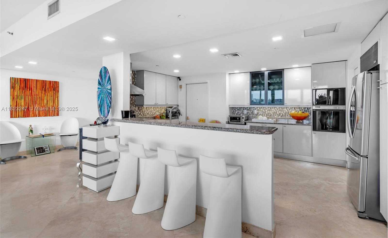 Small Image of 1643 BRICKELL AVE #1406, Miami Number 16