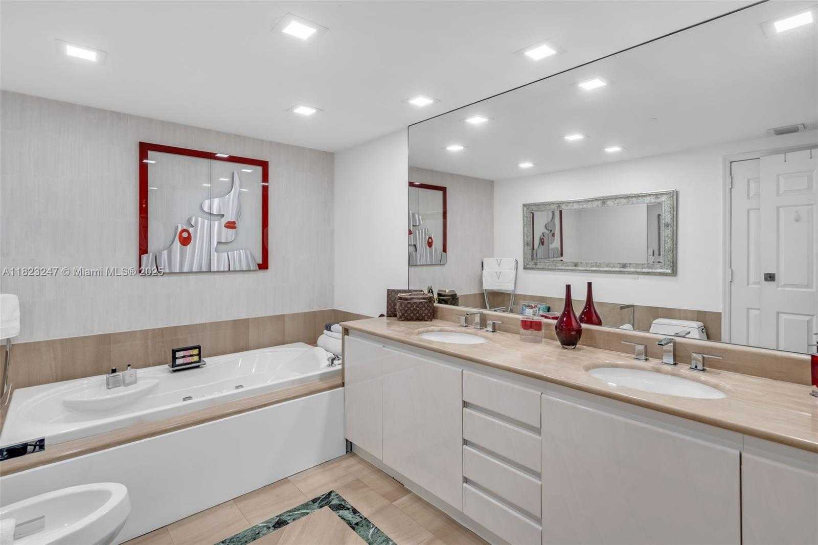 Small Image of 1643 BRICKELL AVE #1406, Miami Number 20