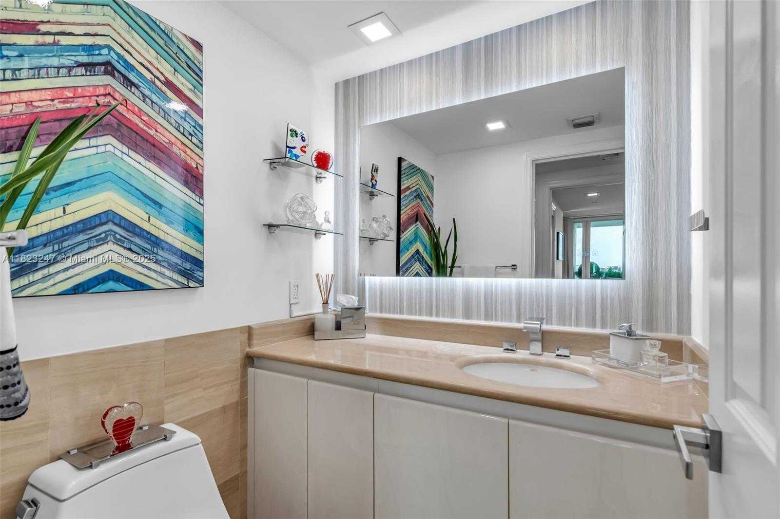 Small Image of 1643 BRICKELL AVE #1406, Miami Number 27
