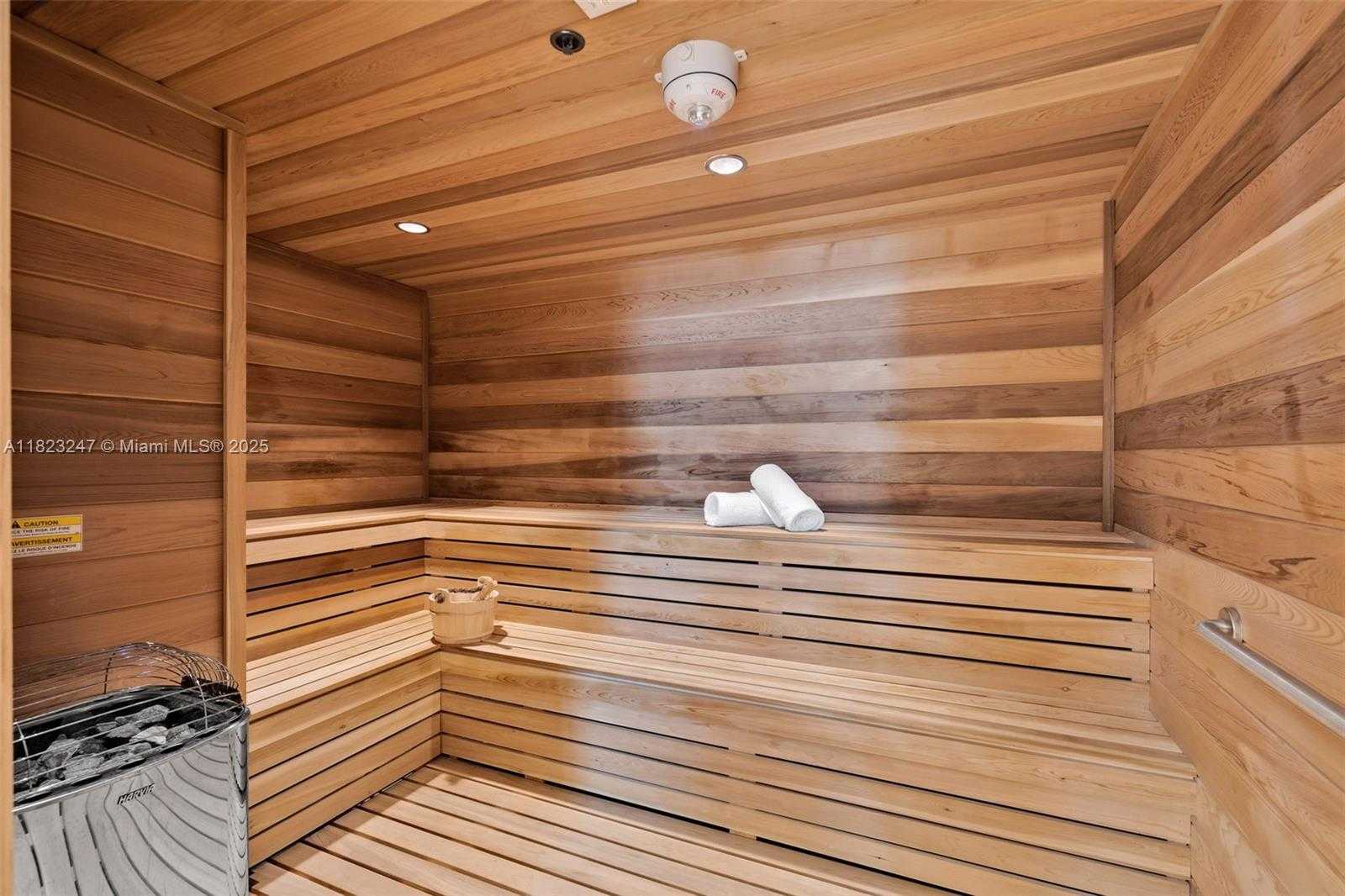 Small Image of 1643 BRICKELL AVE #1406, Miami Number 37