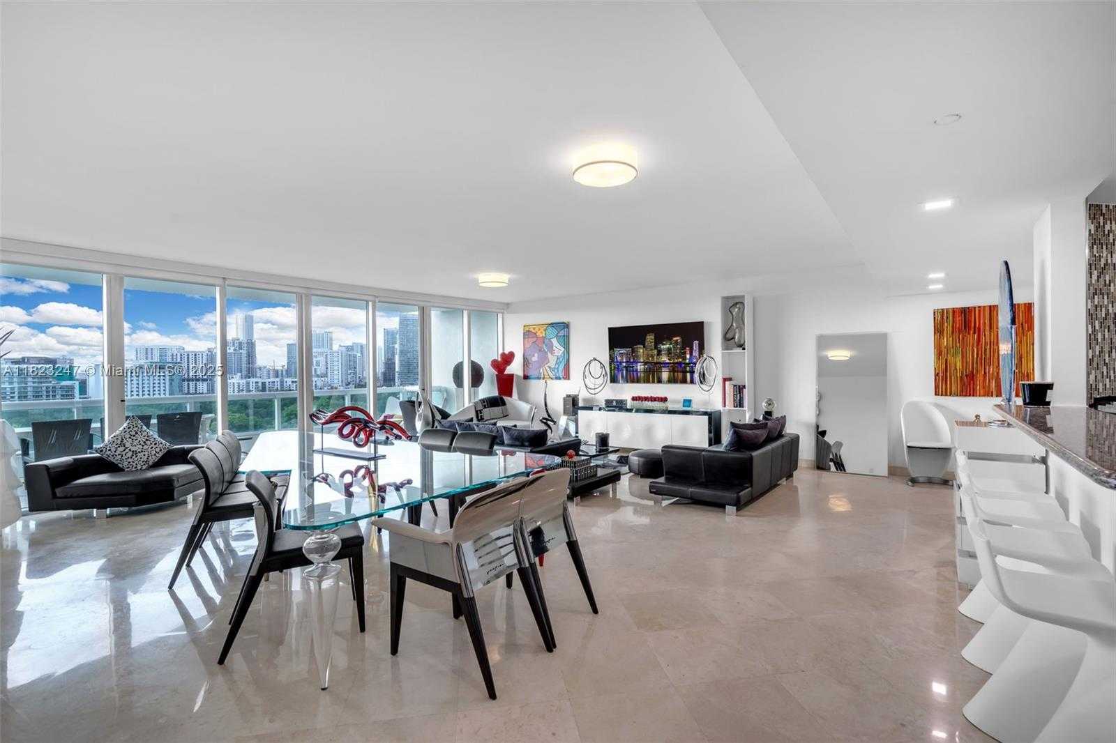Small Image of 1643 BRICKELL AVE #1406, Miami Number 9