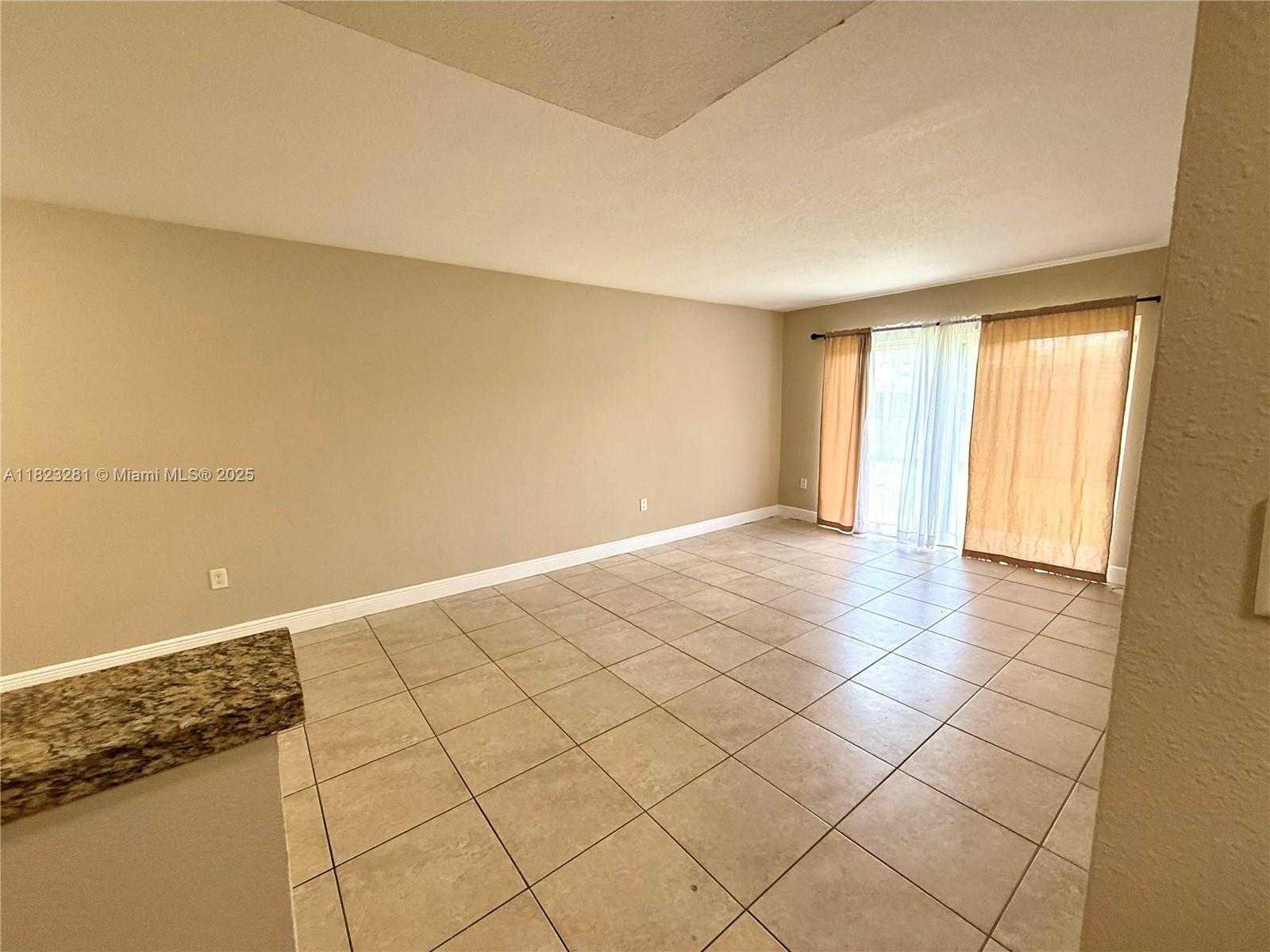 Small Image of 5112 NORTH WEST 79TH AVE #101, Doral Number 5