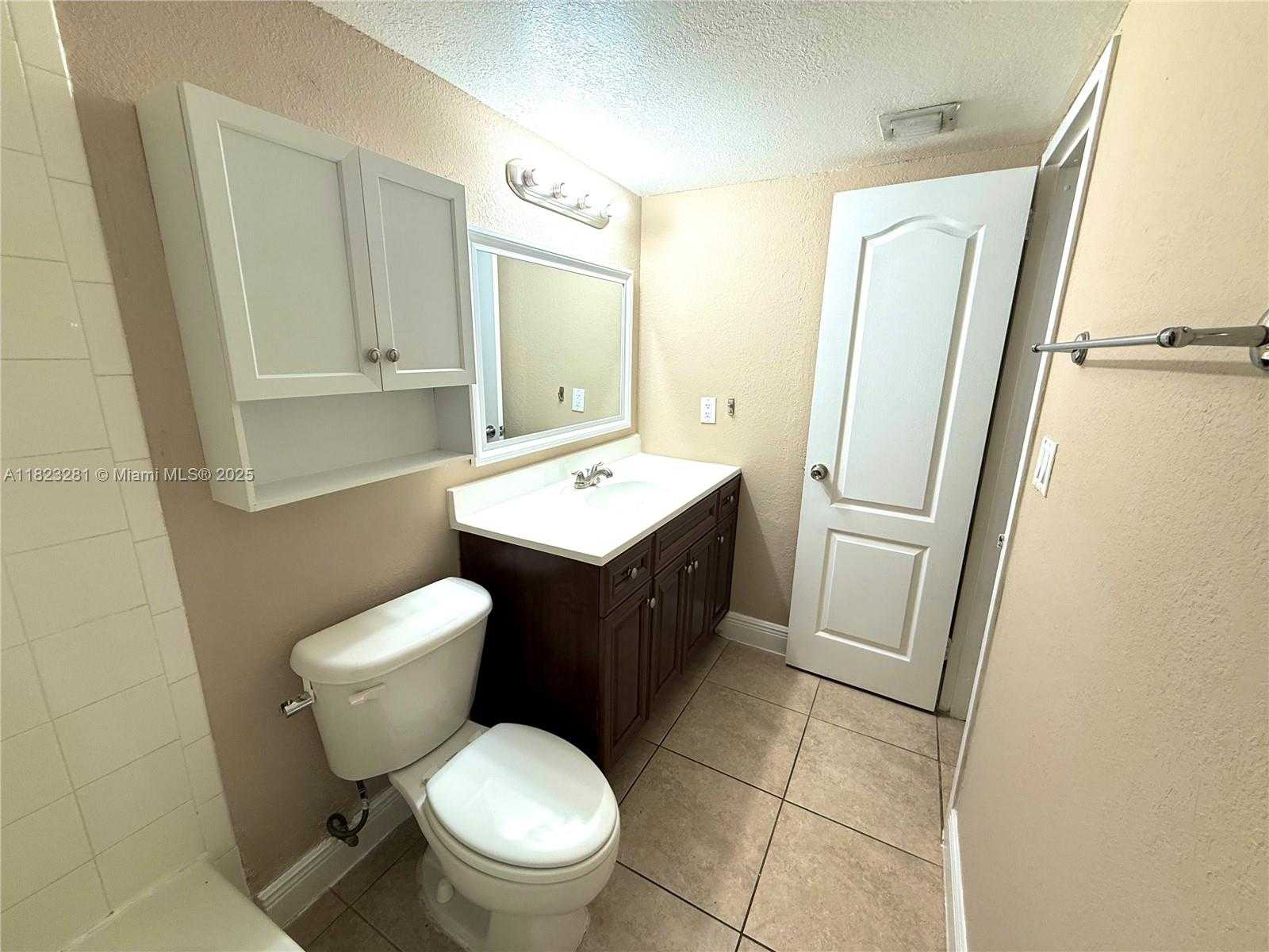 Small Image of 5112 NORTH WEST 79TH AVE #101, Doral Number 9
