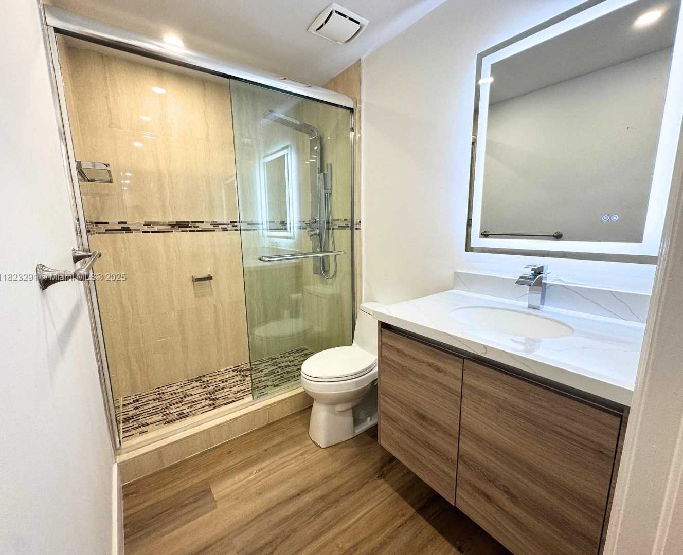 Small Image of 6630 NORTH WEST 114TH AVE #1524, Doral Number 36
