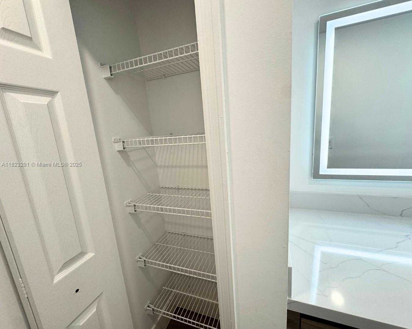 Small Image of 6630 NORTH WEST 114TH AVE #1524, Doral Number 43