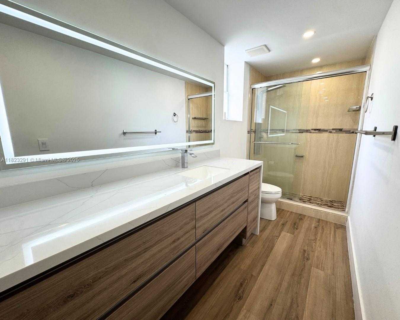 Small Image of 6630 NORTH WEST 114TH AVE #1524, Doral Number 44