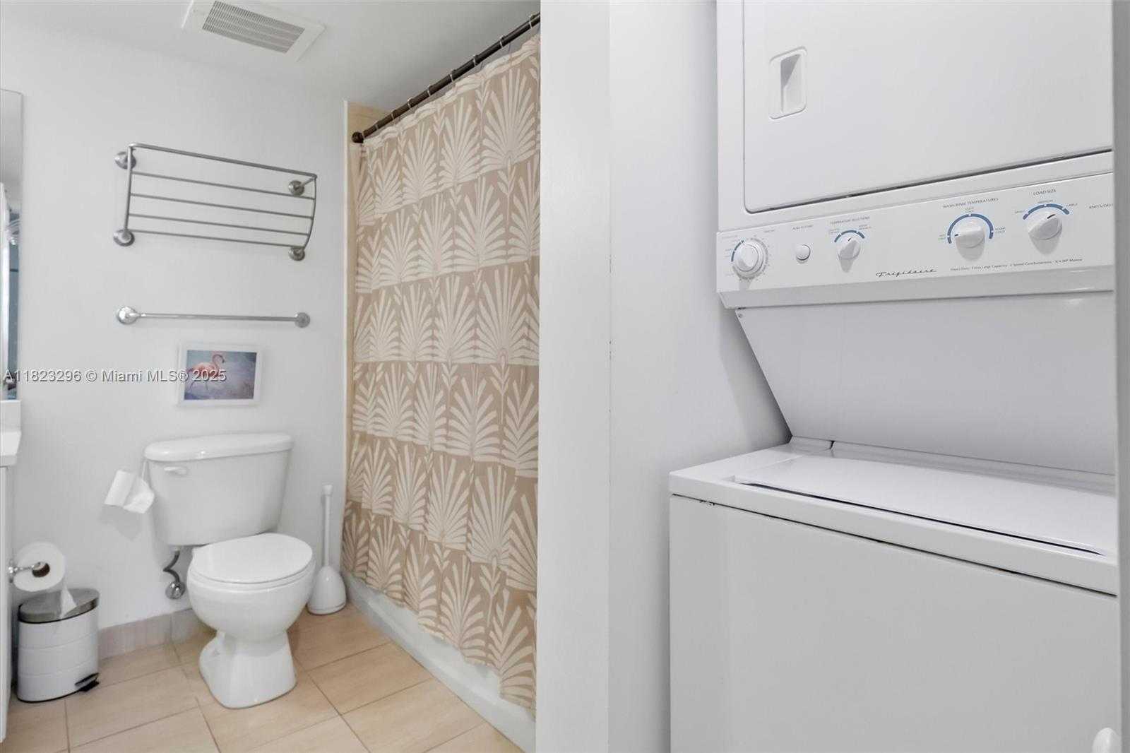 Small Image of 1750 NORTH BAYSHORE DR #3106, Miami Number 15