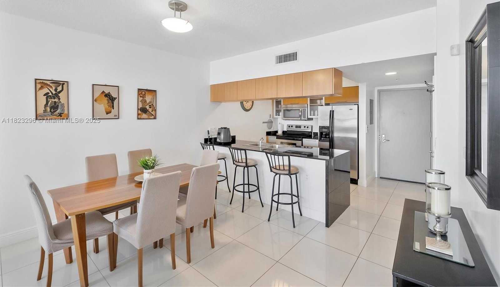 Small Image of 1750 NORTH BAYSHORE DR #3106, Miami Number 8