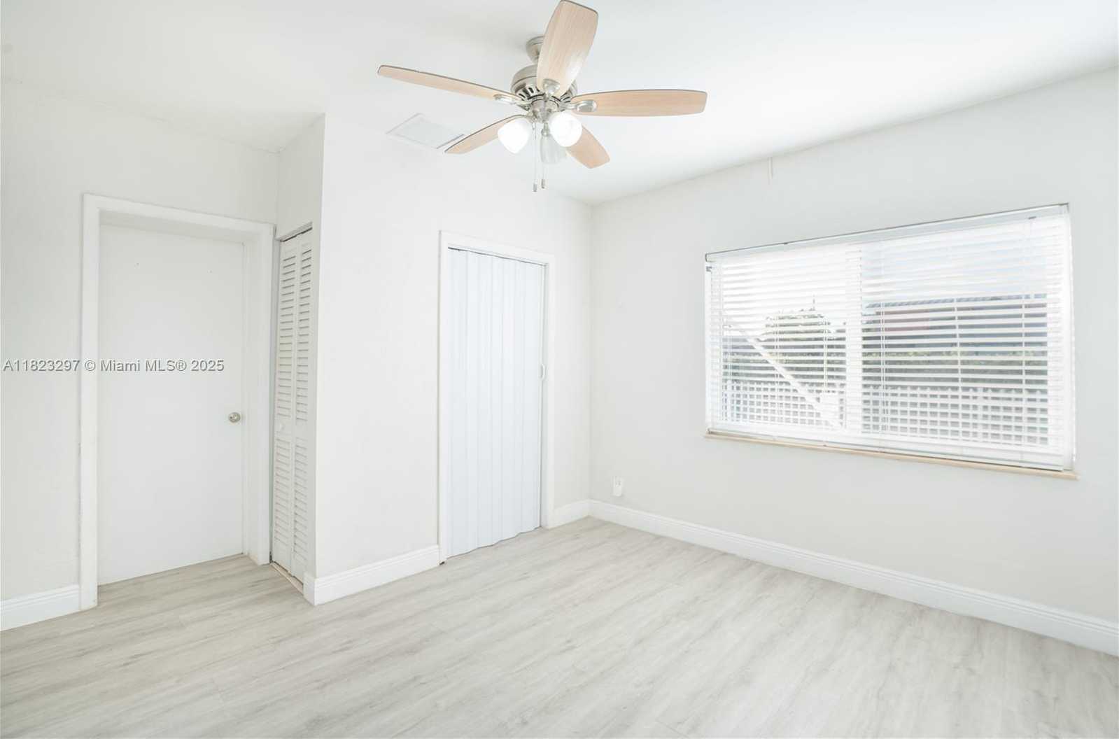 Small Image of 6695 SOUTH WEST 28TH ST #6695, Miami Number 12