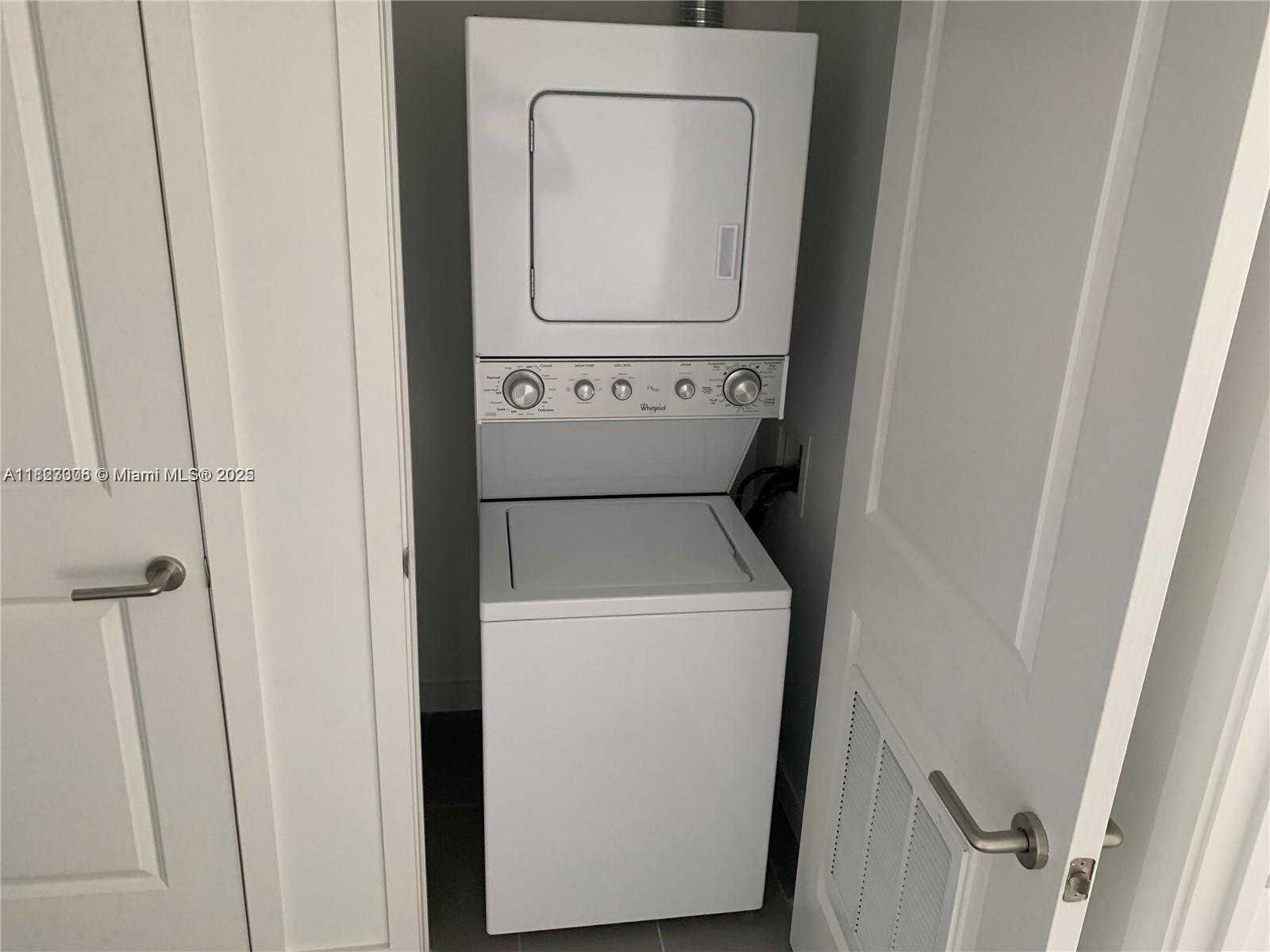 Small Image of 1600 NORTH EAST 1ST AVE #1114, Miami Number 4