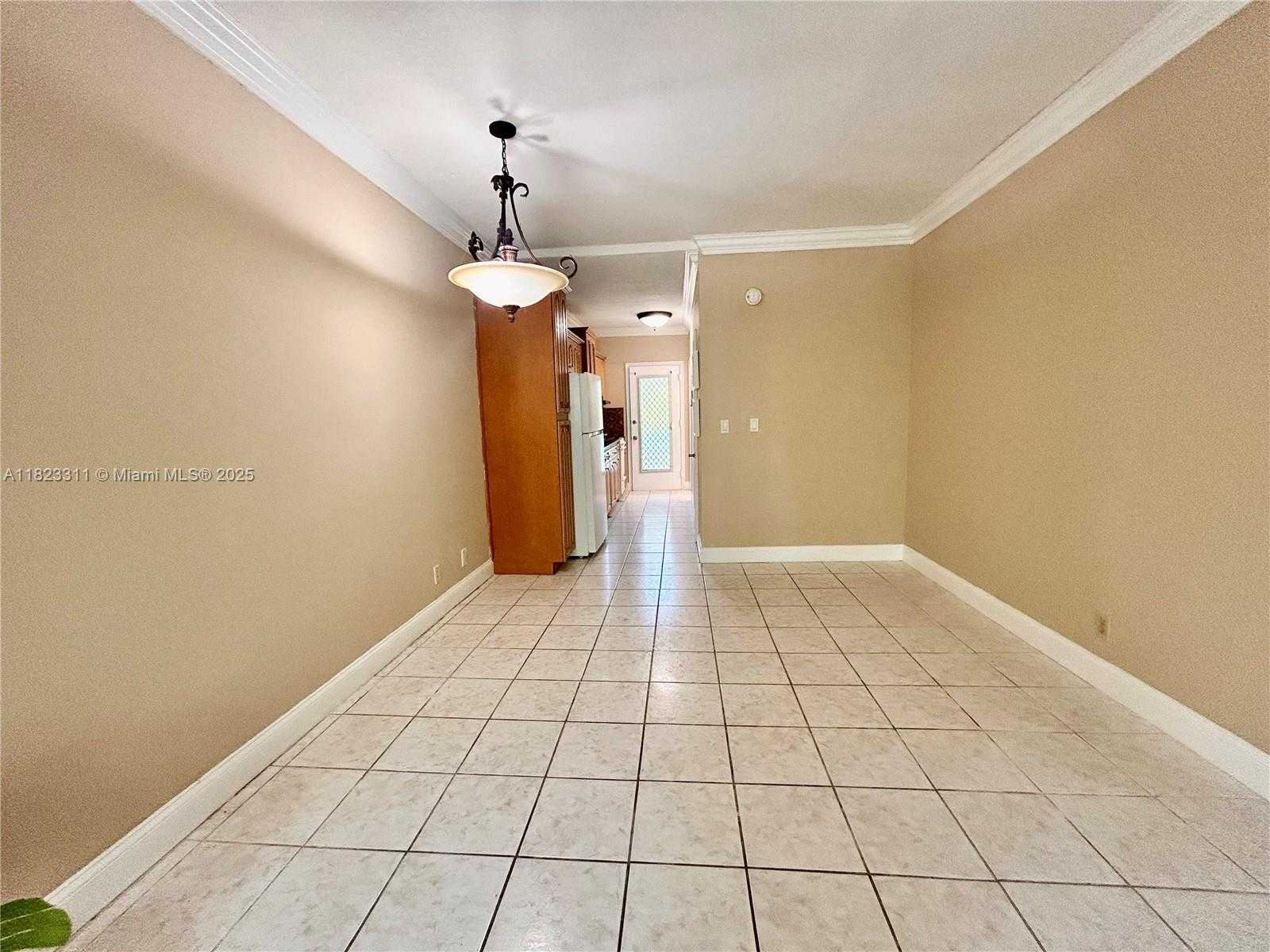 Small Image of 6490 COLLINS AVE #17, Miami Beach Number 6