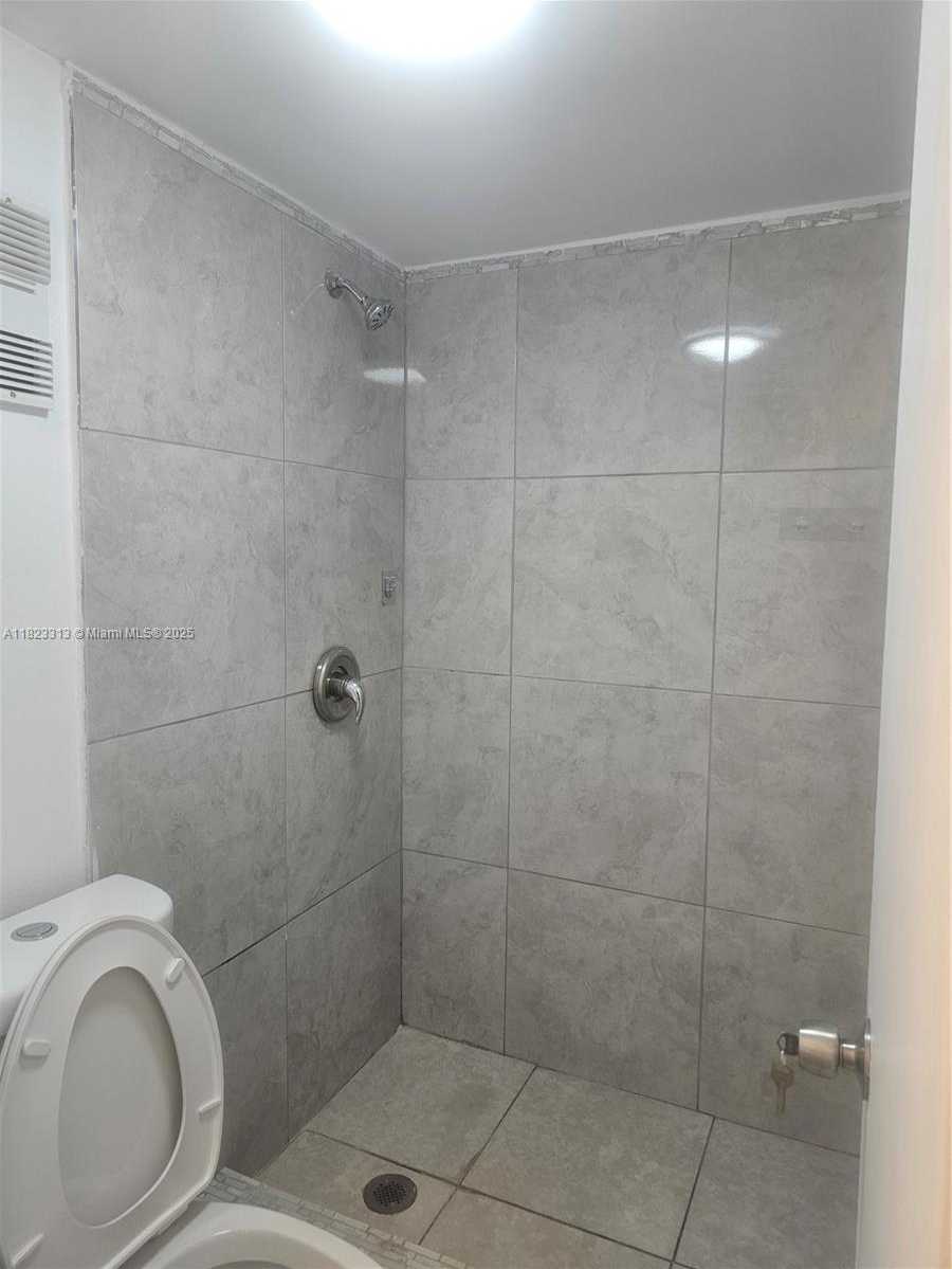 Small Image of 4525 WEST 20TH AVE #225, Hialeah Number 10