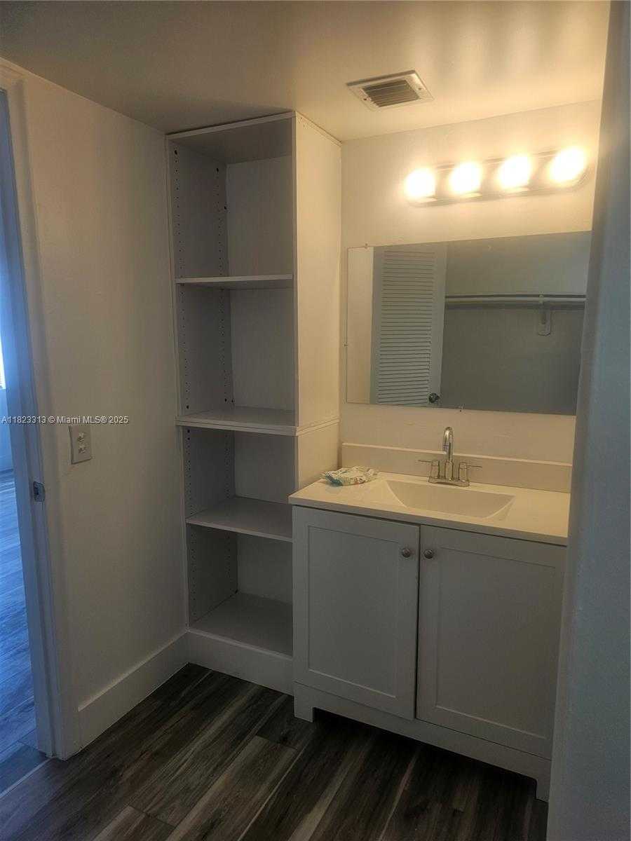Small Image of 4525 WEST 20TH AVE #225, Hialeah Number 11