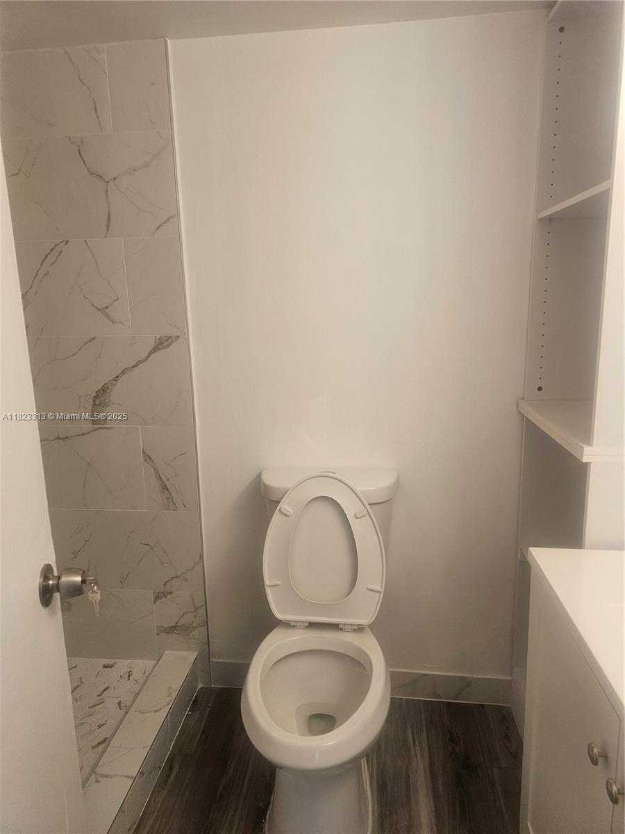 Small Image of 4525 WEST 20TH AVE #225, Hialeah Number 15