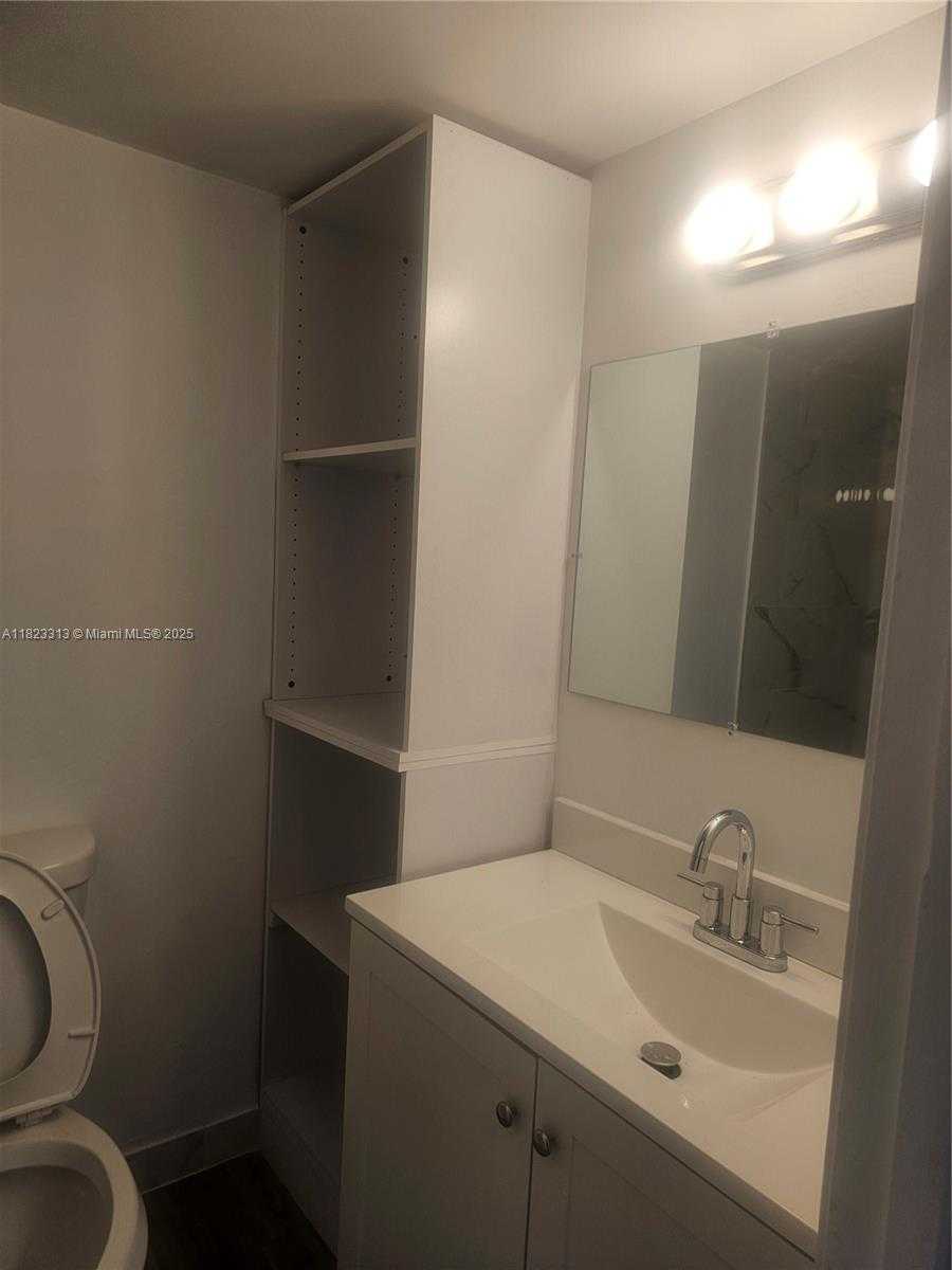 Small Image of 4525 WEST 20TH AVE #225, Hialeah Number 16