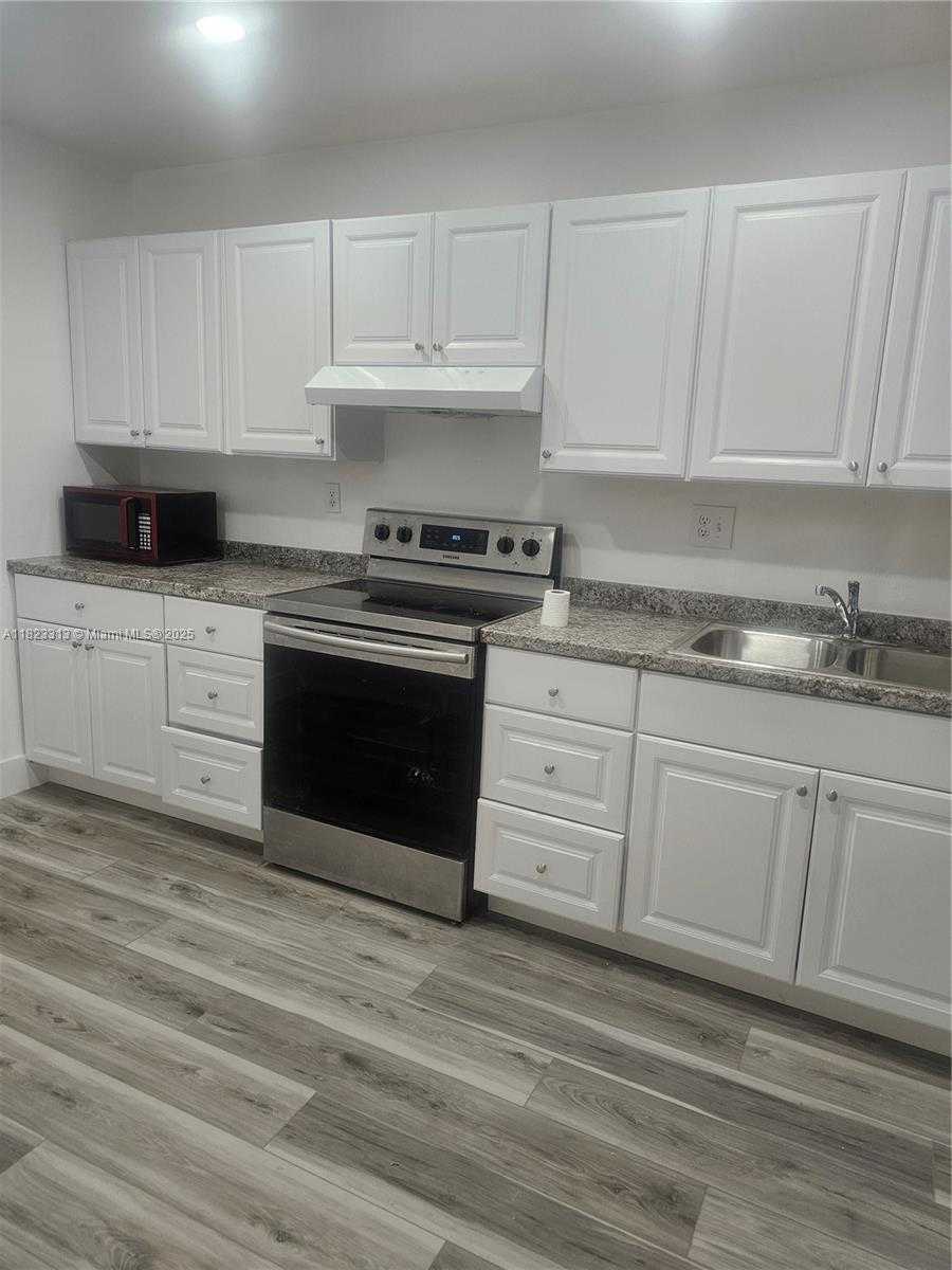 Small Image of 4525 WEST 20TH AVE #225, Hialeah Number 2