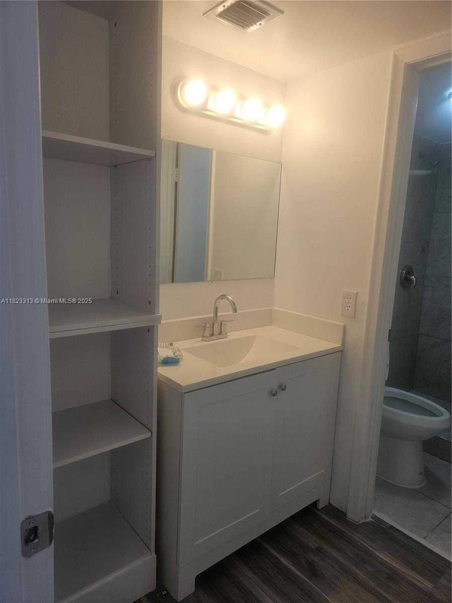 Small Image of 4525 WEST 20TH AVE #225, Hialeah Number 21