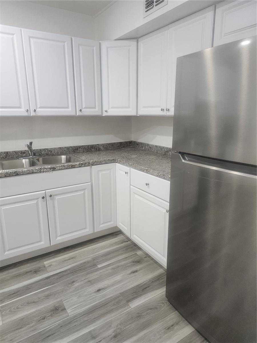 Small Image of 4525 WEST 20TH AVE #225, Hialeah Number 8